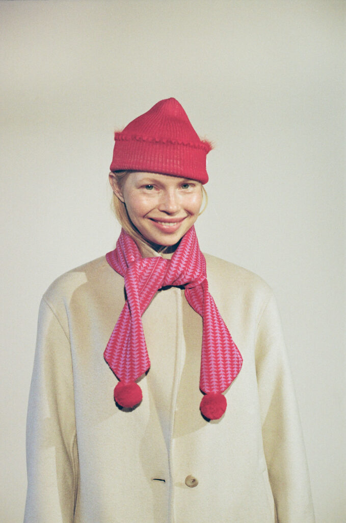Couсou Merino Scarf in Chili Red & Lavender Candy Color