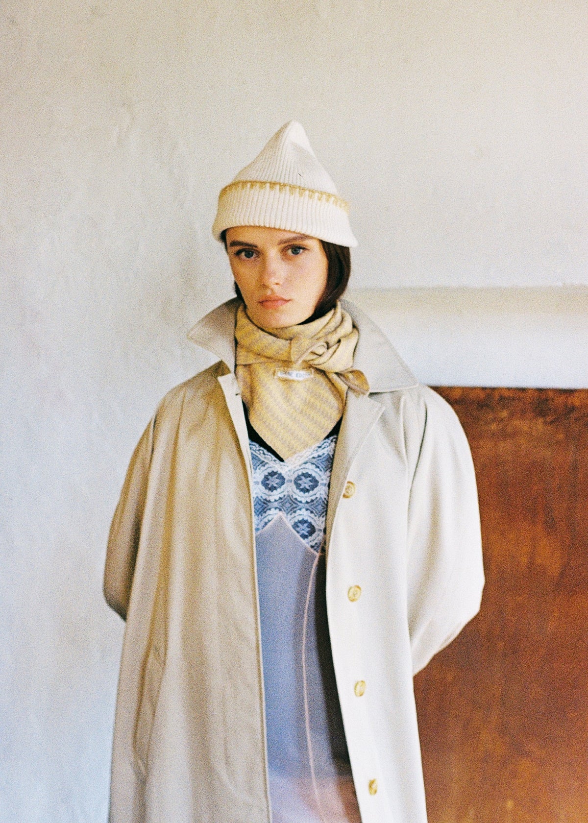 Colombina Merino Scarf in Creamy Corn Beige