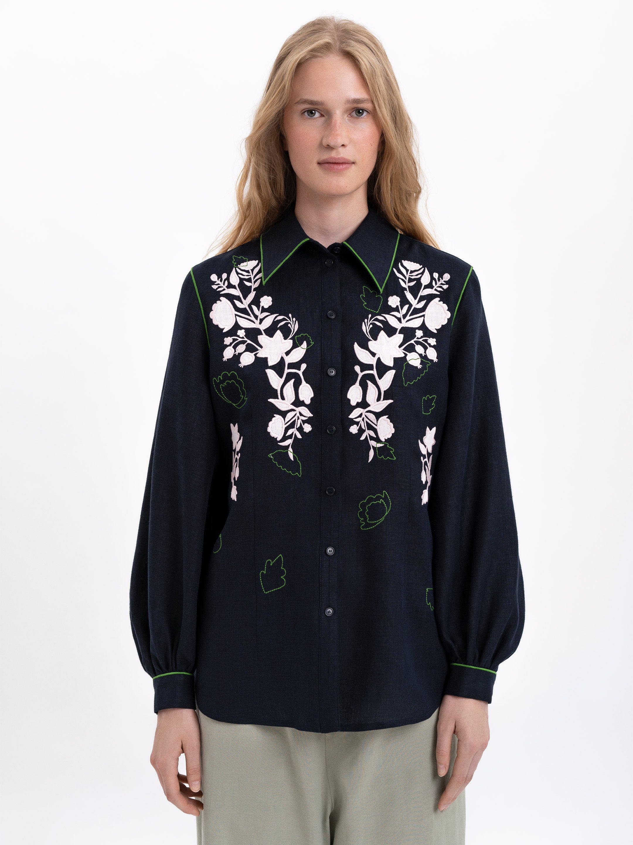 Black linen embroidered shirt "Zhuravlyna"