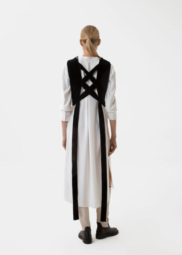 Embroidered vest with collar “Yavorivskyi divotsvit” (dark blue velvet)
