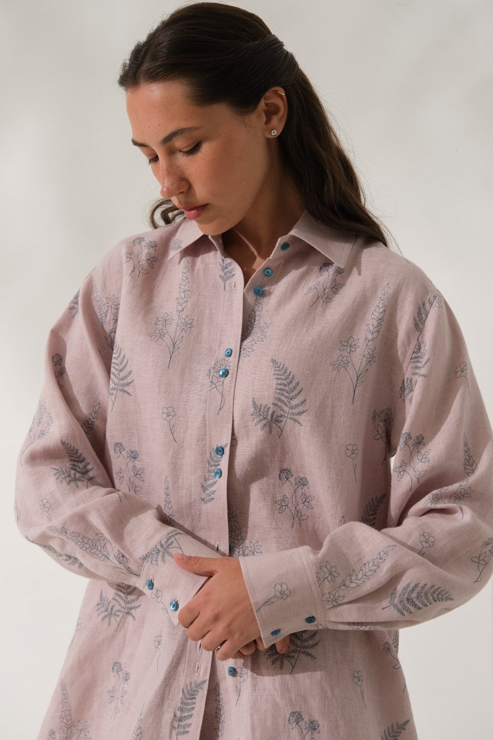 Printed shirt with cuffs