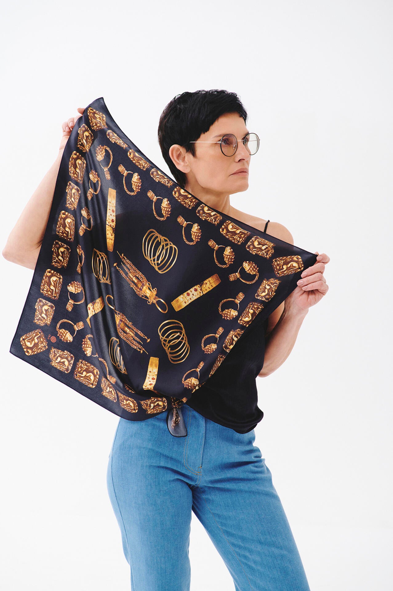 Silk scarf "Sarmatian gold"