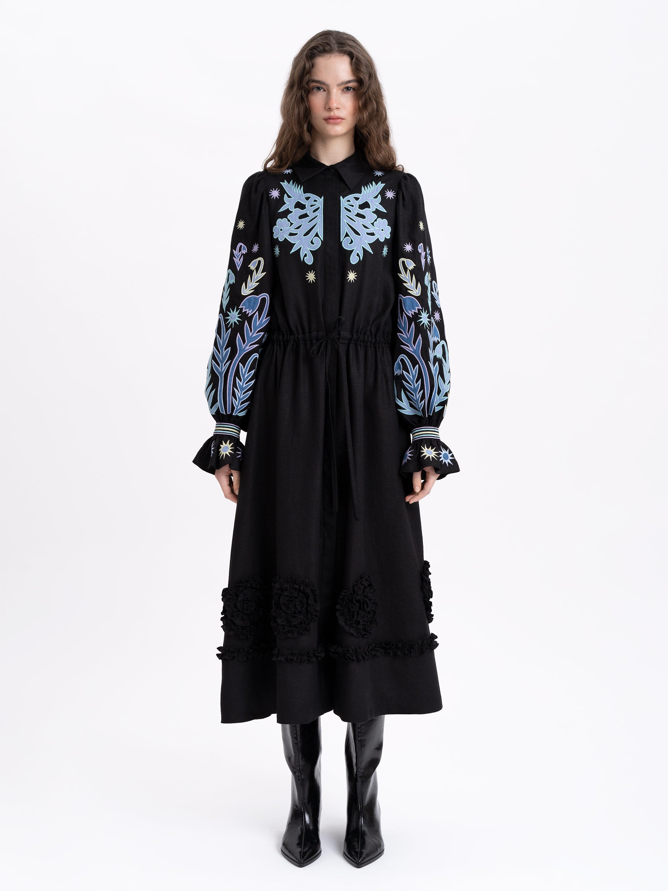 Long embroidered black dress Pivnich