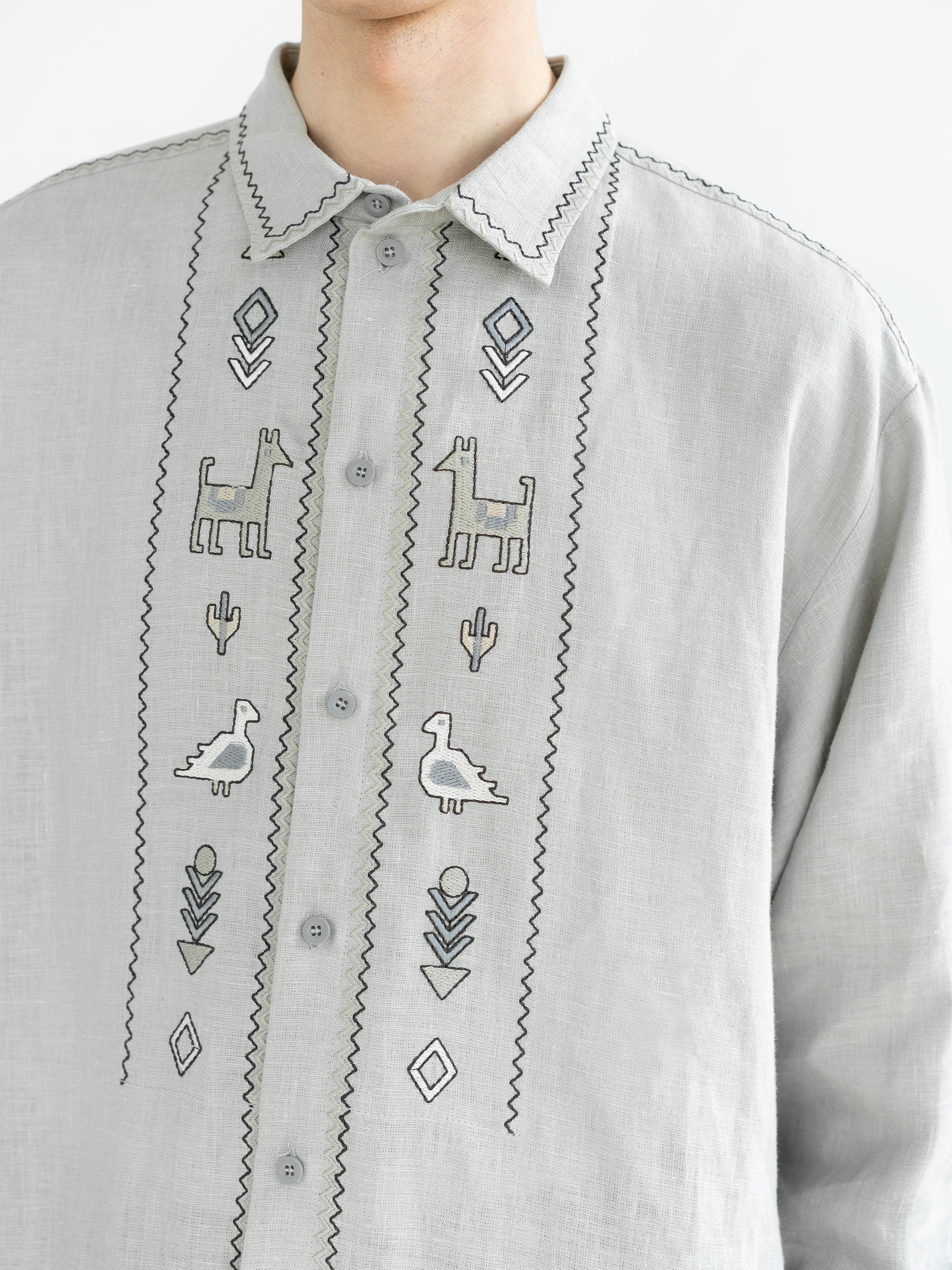 Linen button-down shirt with embroidery Pastukh