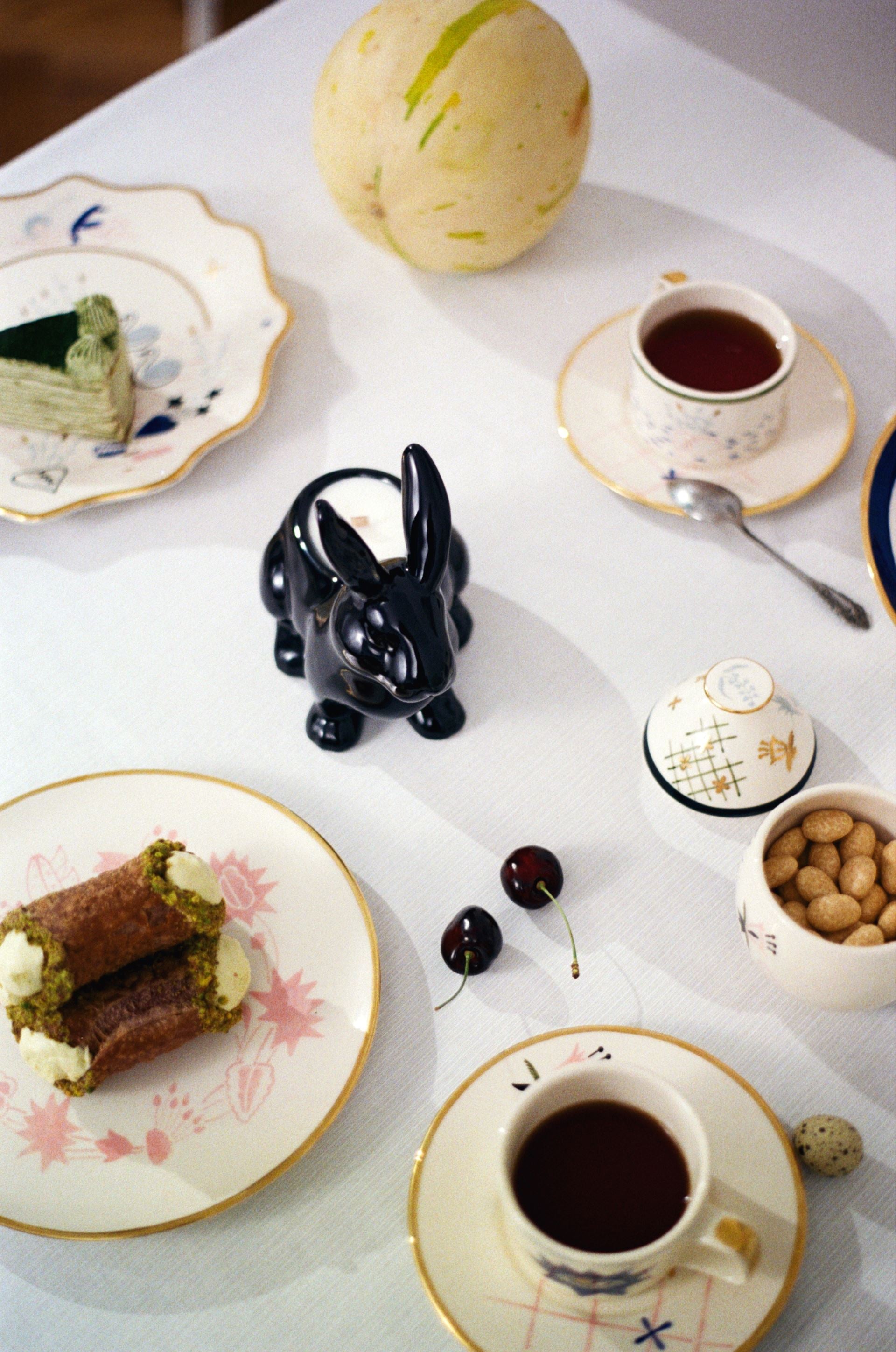 Tea Cup and Saucer Set Pond