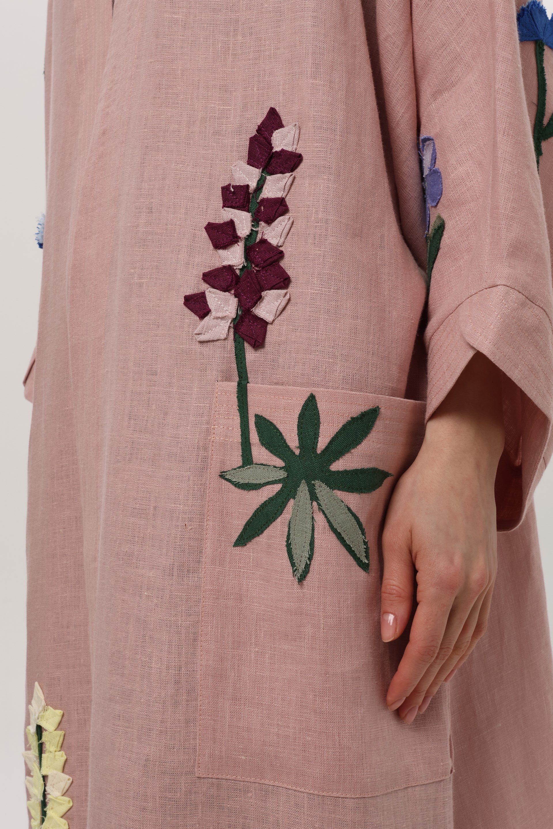 Summer trench - kimono with appliqué (lotus)
