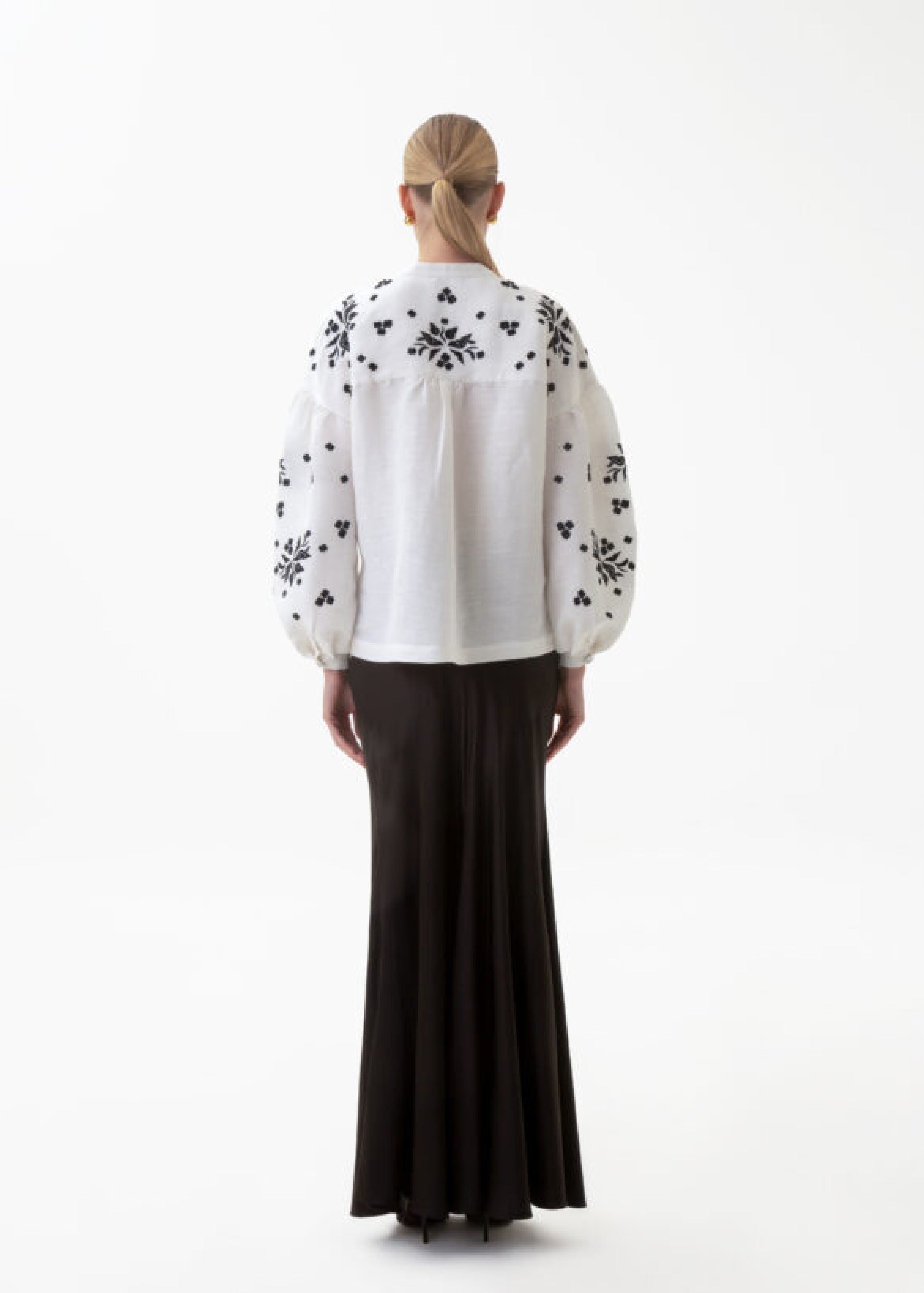 Blouse “Yavorivskyi divotsvit” (black ornament)
