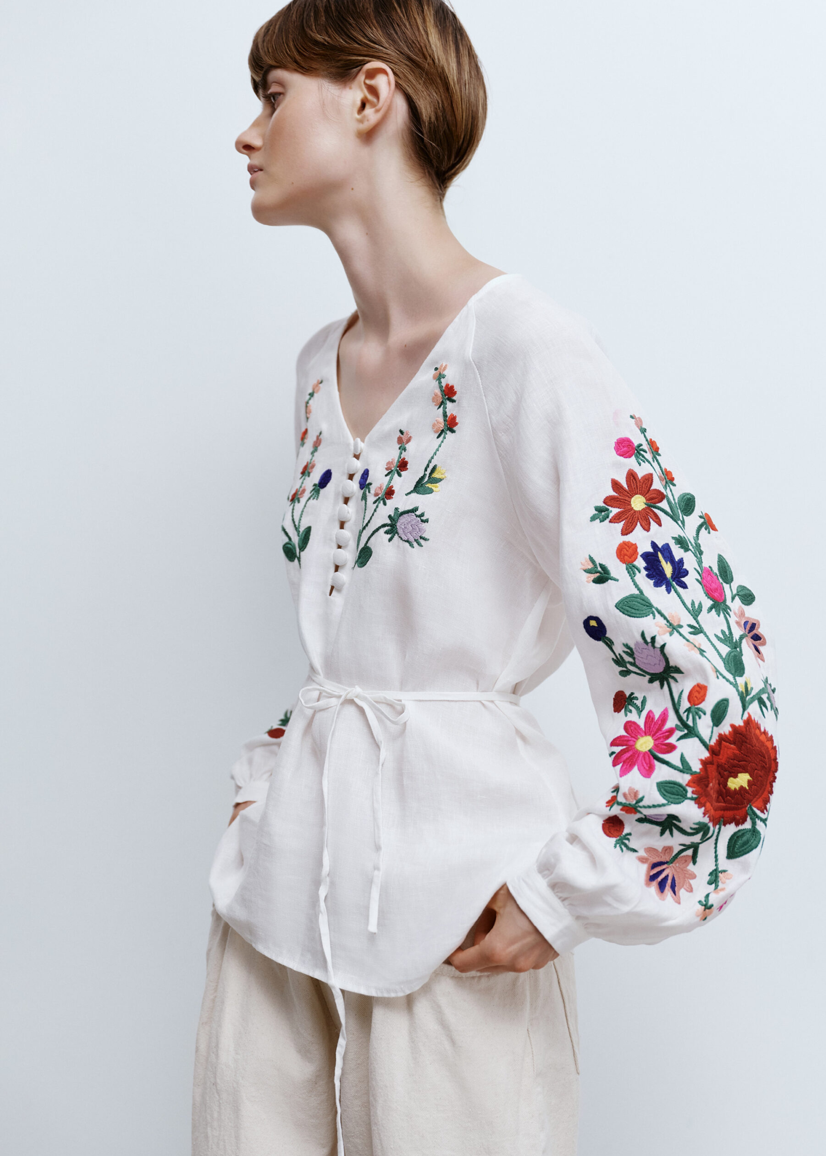 Blouse “Rozmai” color ornament