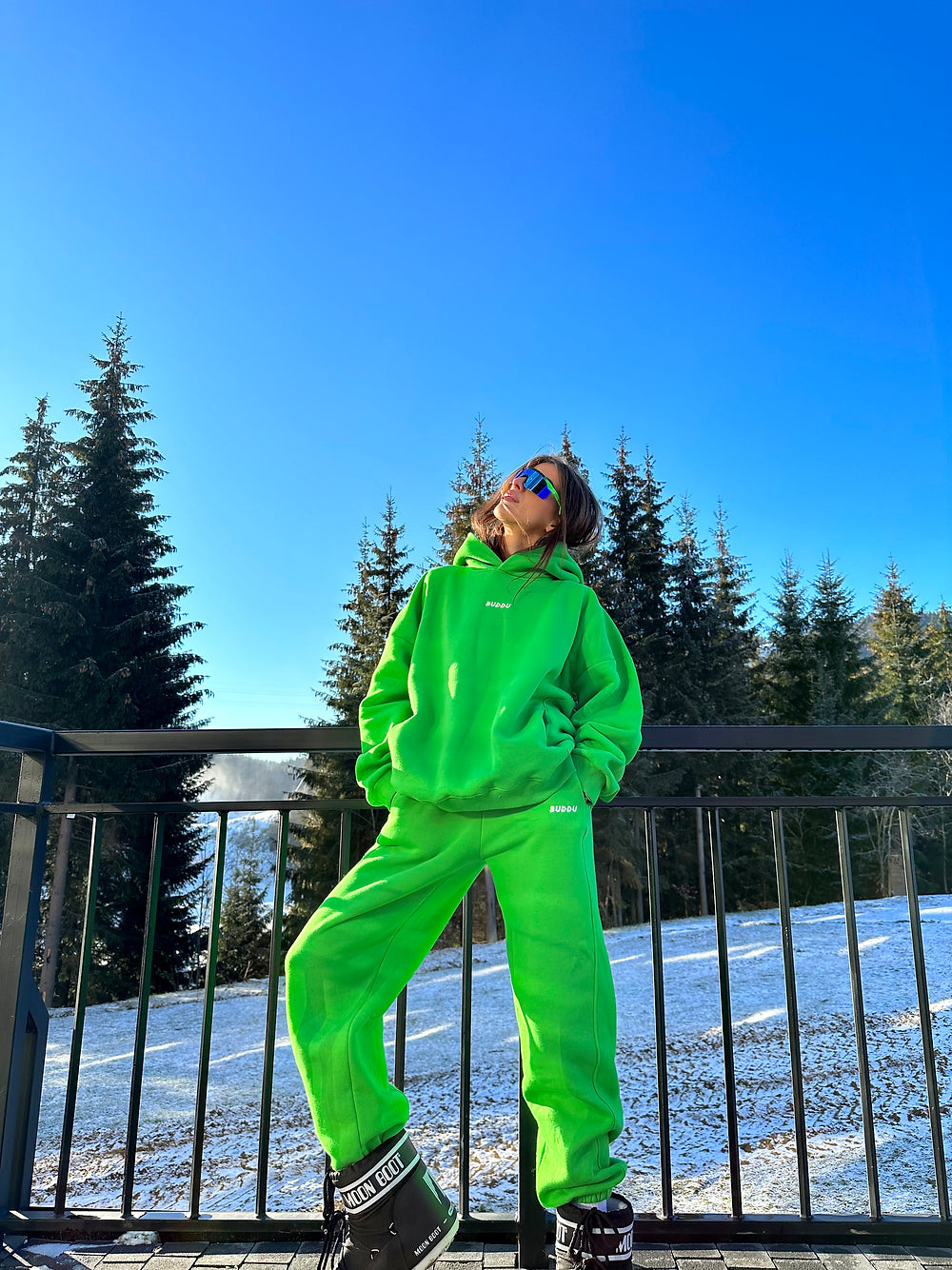 Suit with hoodie Green