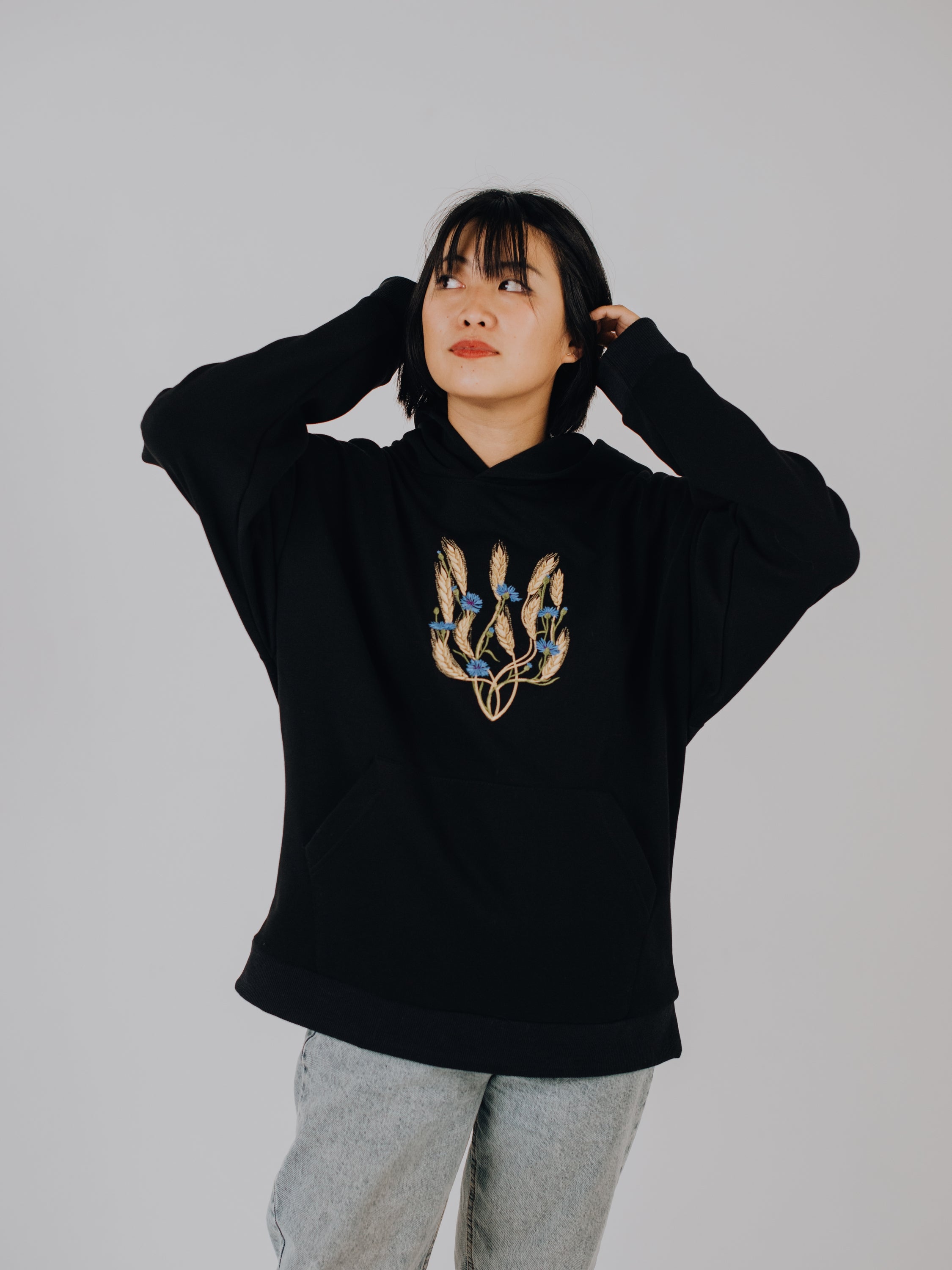 Hoodie "Golden Trident" print center