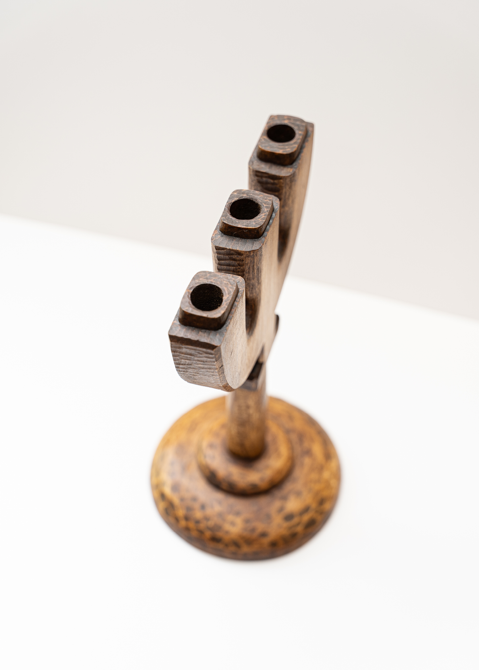 Geometric Trinity Candleholder (light wood)