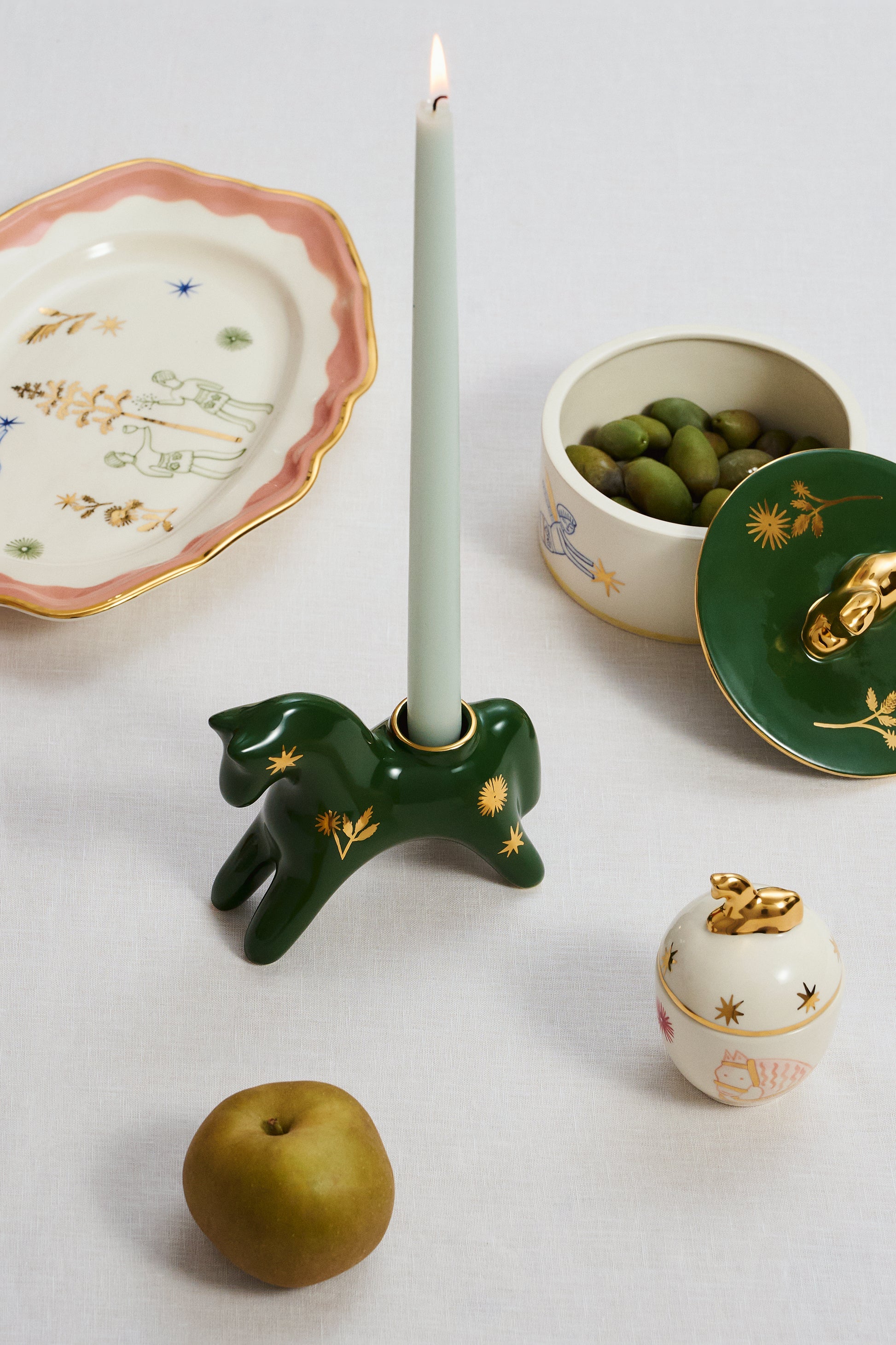 Konyk Candle Holder in Green