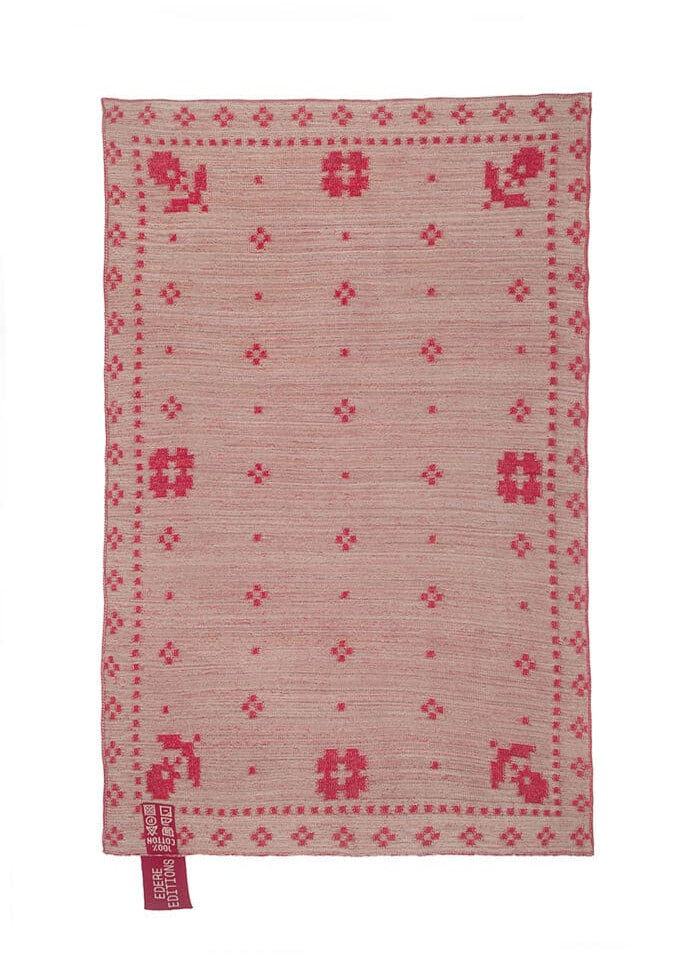 Berries Blanket (Poppy Red / Clay Light)