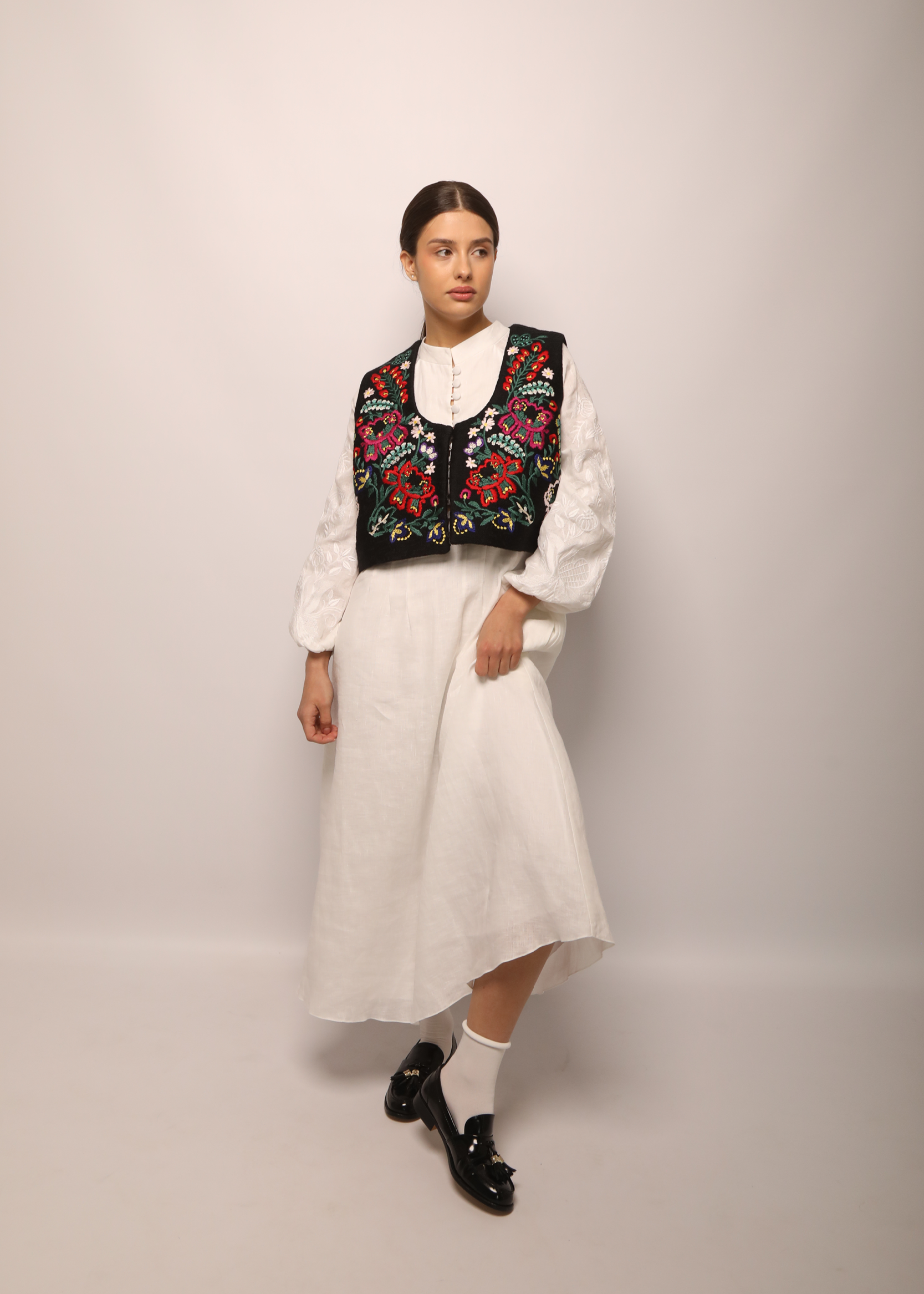 Kerset with traditional embroidery “Opillya”