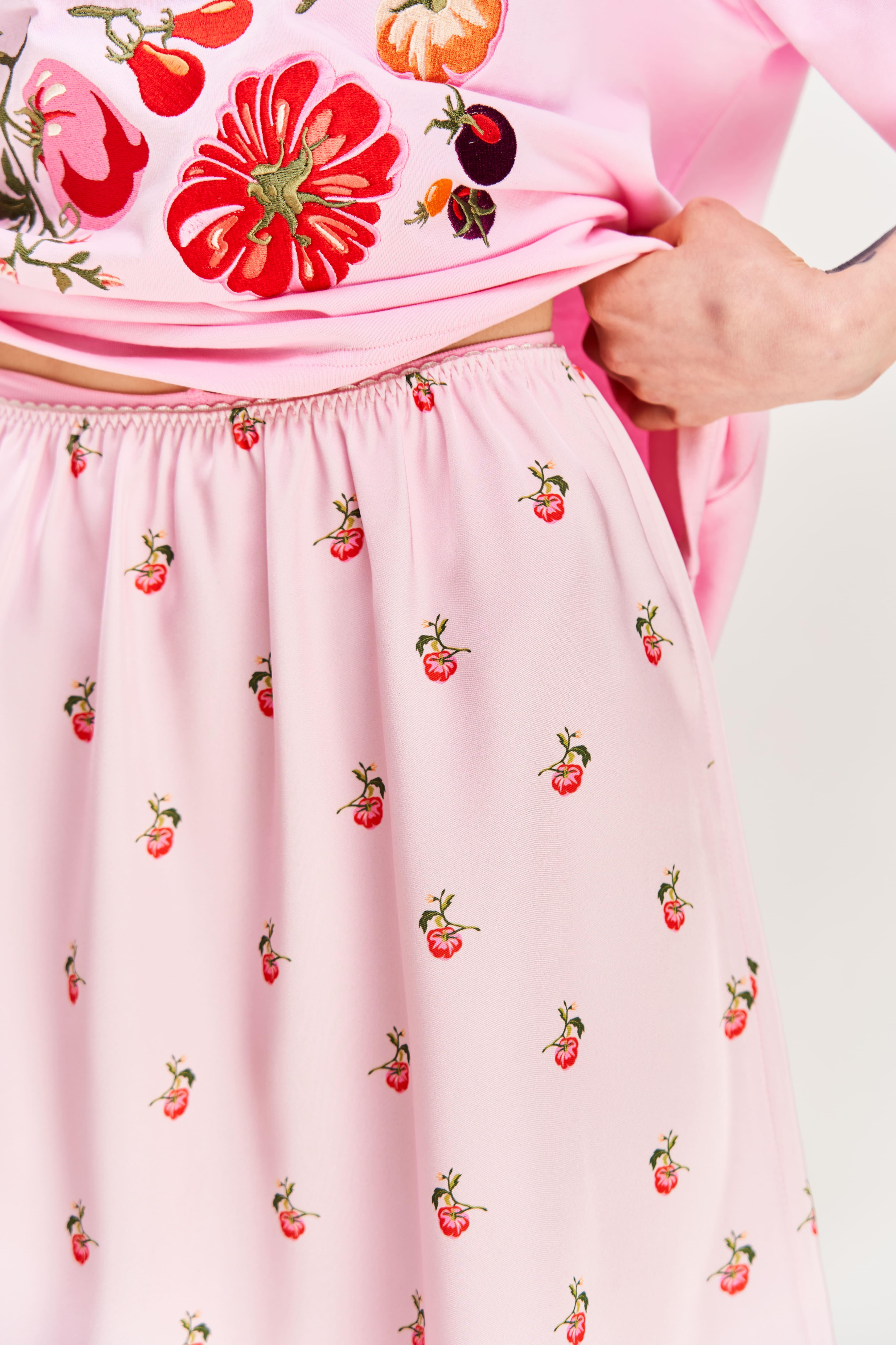 "Kherson Tomatoes" Printed Mini Skirt, Pink