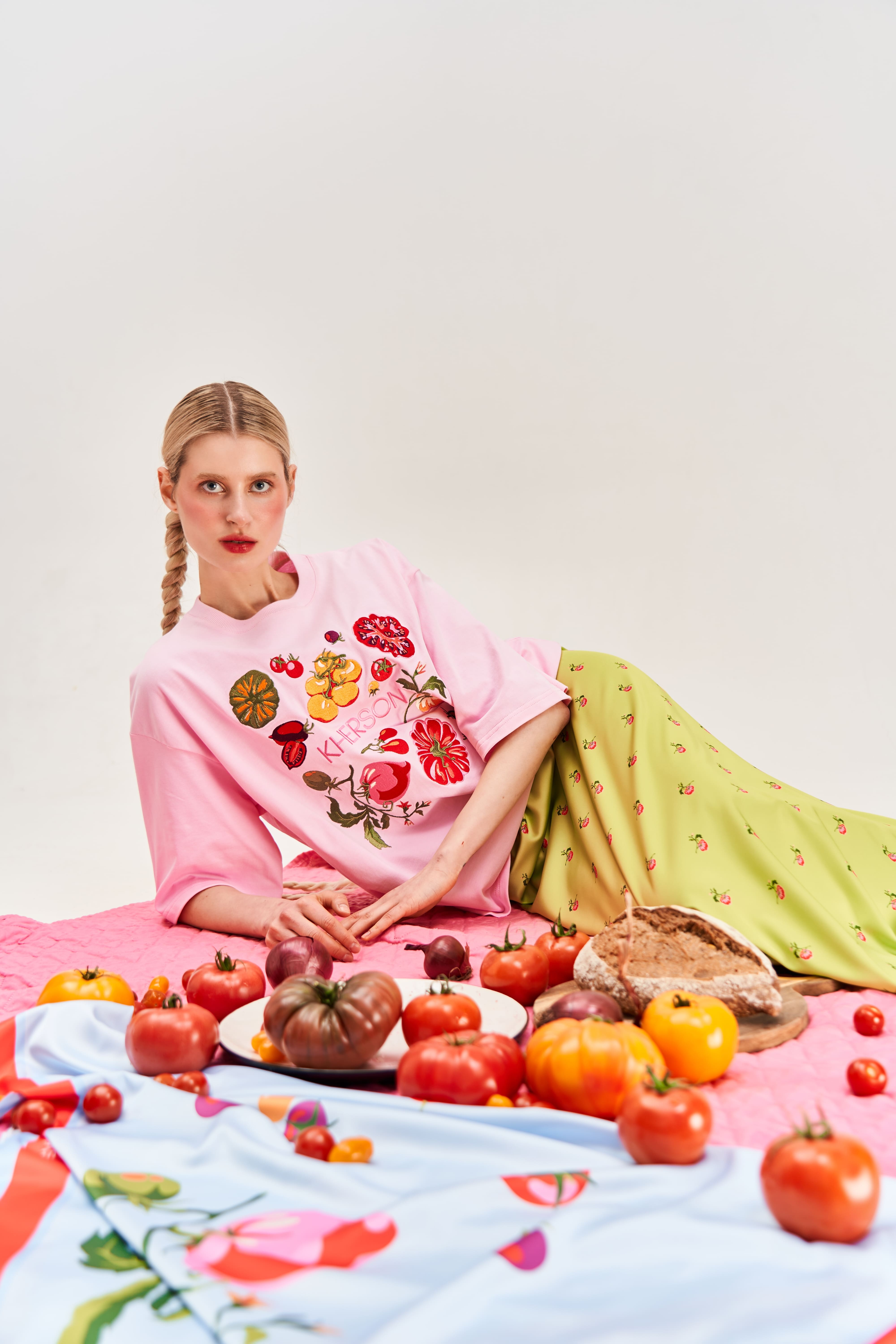 "Kherson Tomatoes" Embroidered T-shirt, Pink