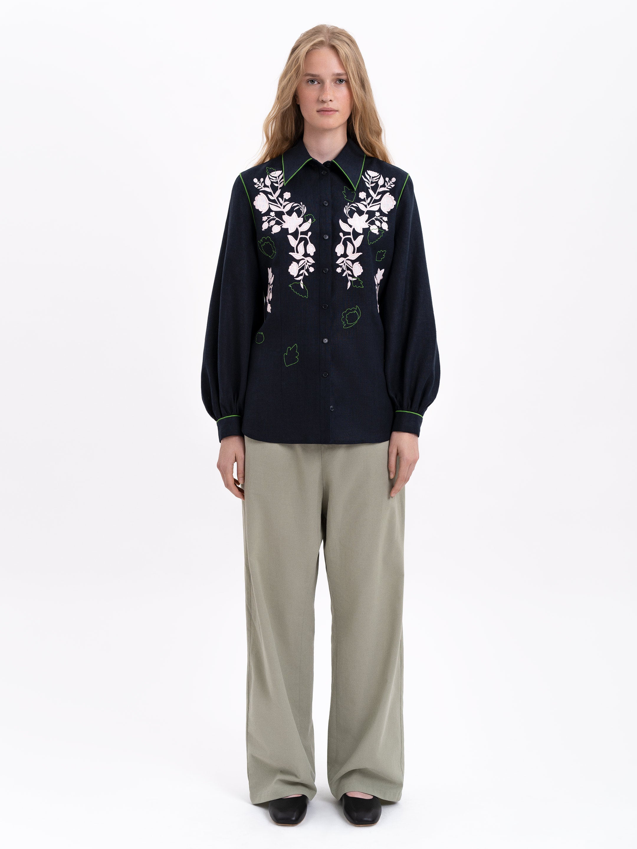 Black linen embroidered shirt "Zhuravlyna"