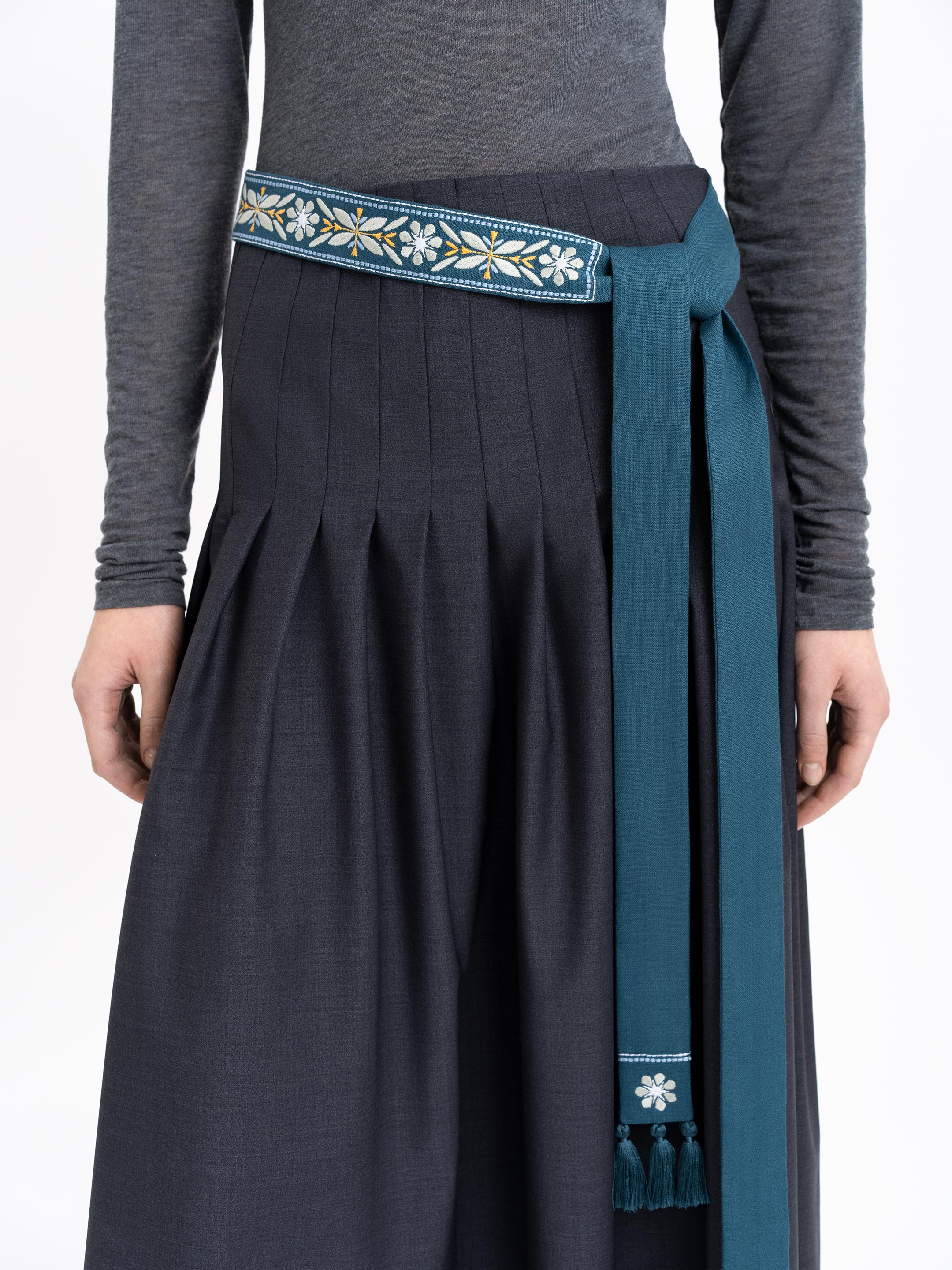 Linen embroidered belt in cyan color "Flora"