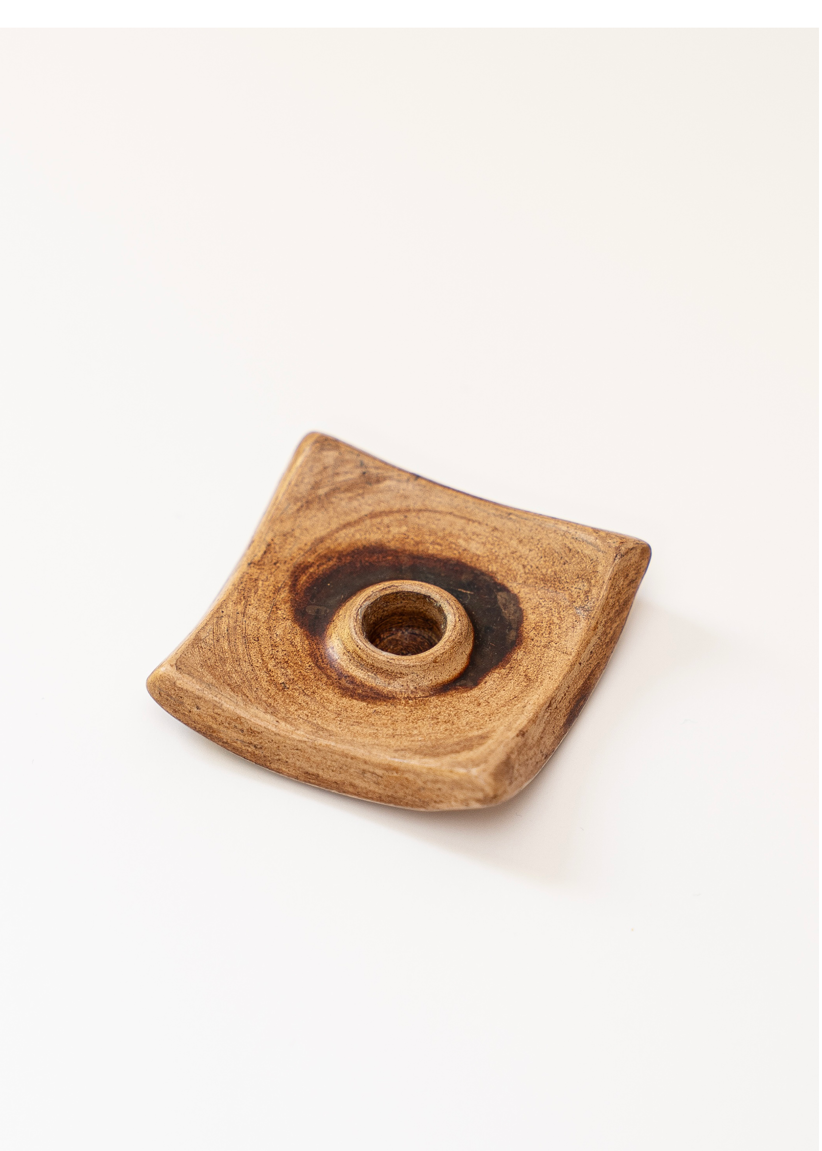 Rectangular low ceramic candle holder