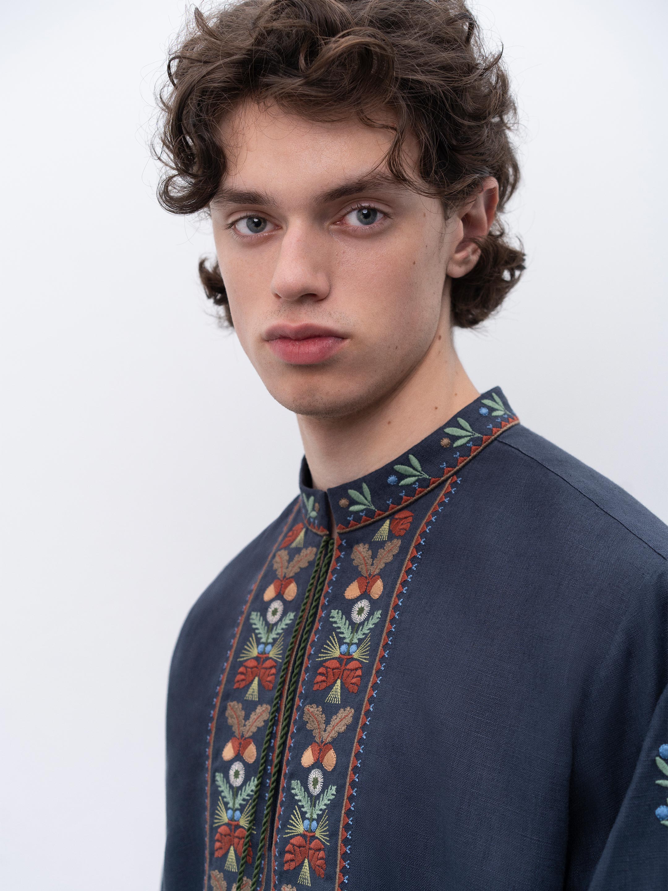 Dark blue men's embroidered shirt Lis
