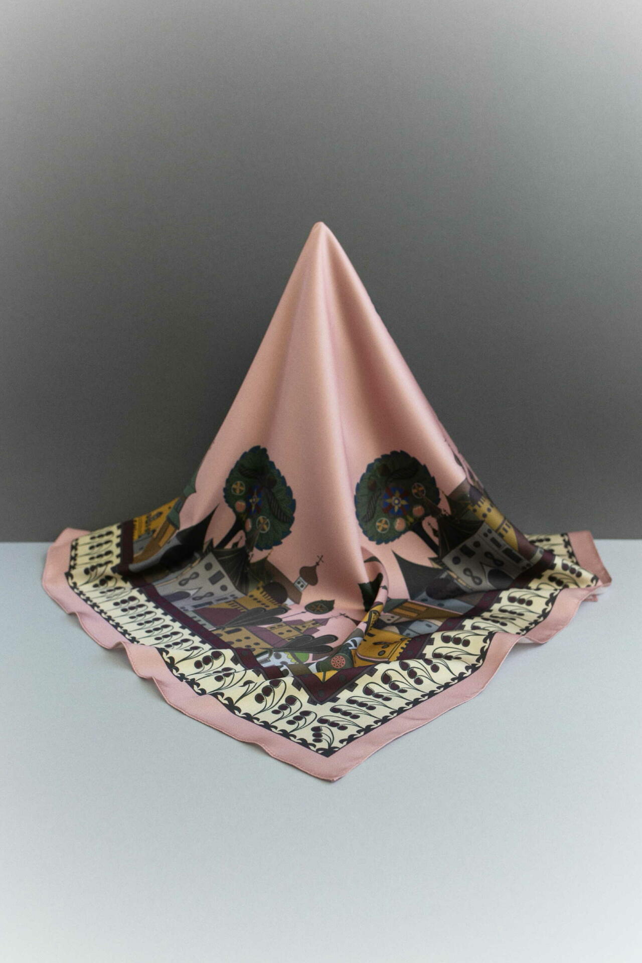 Scarf “Lavra”