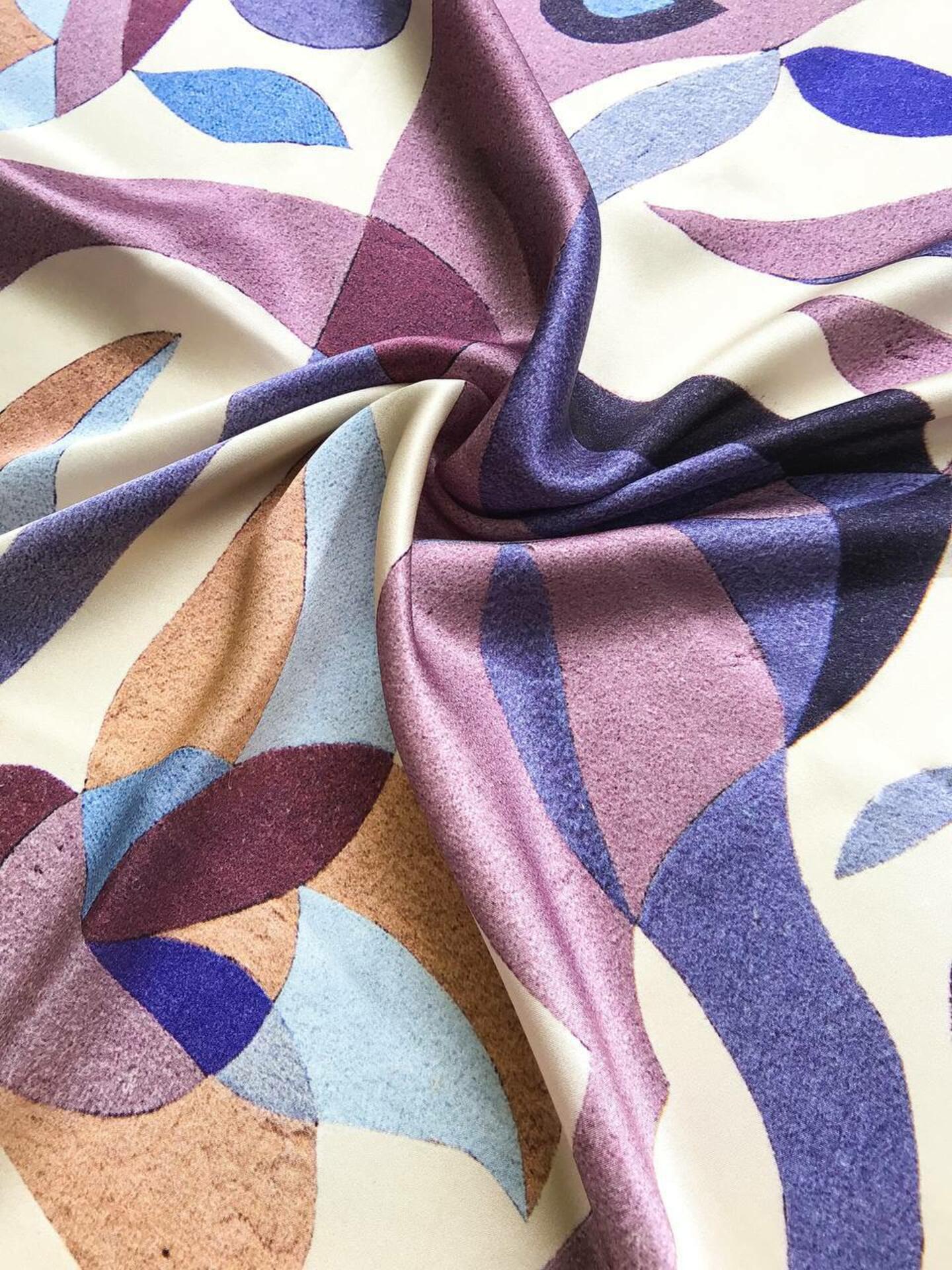 Silk scarf "To the first festivities"