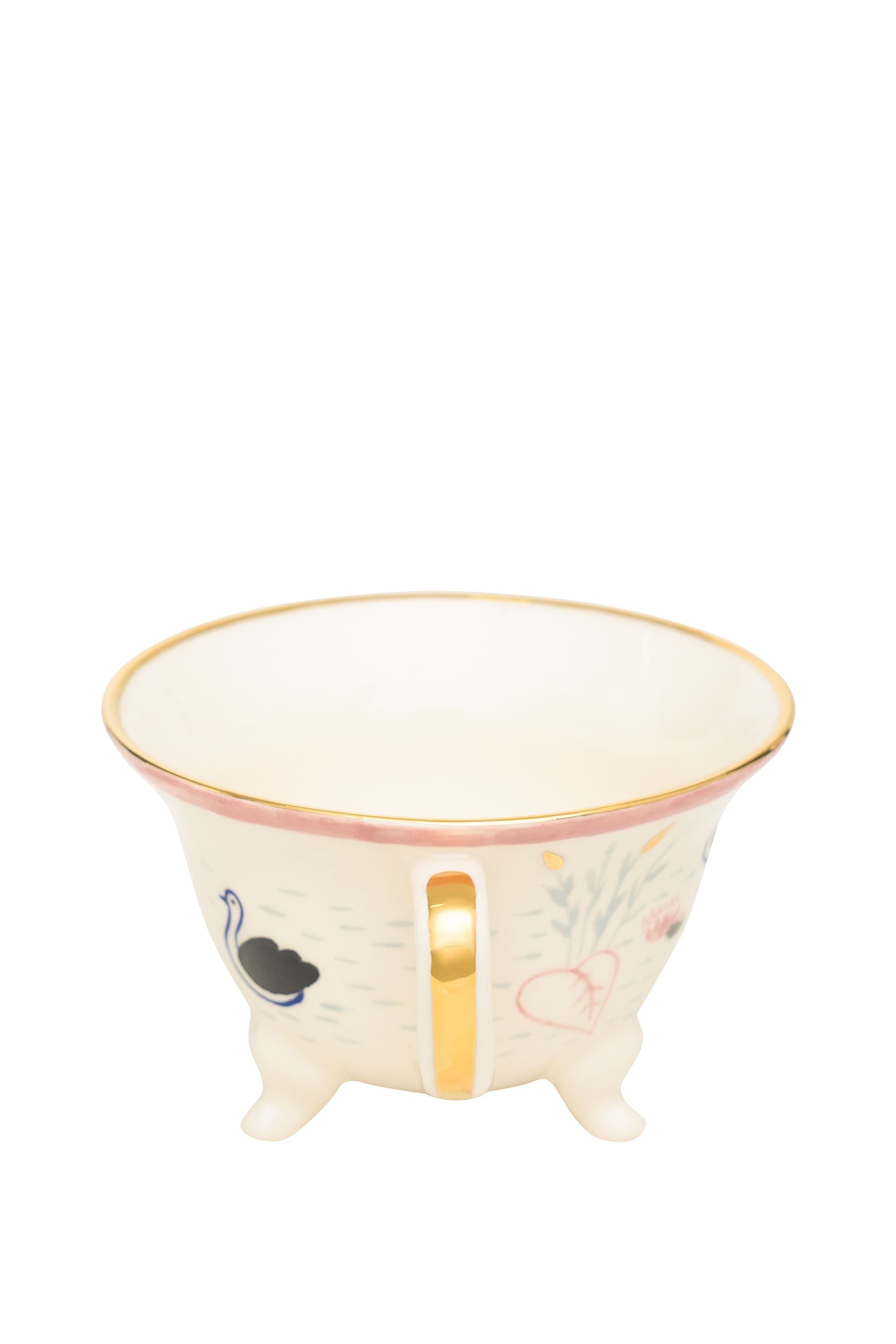 Cup Naïve Pond