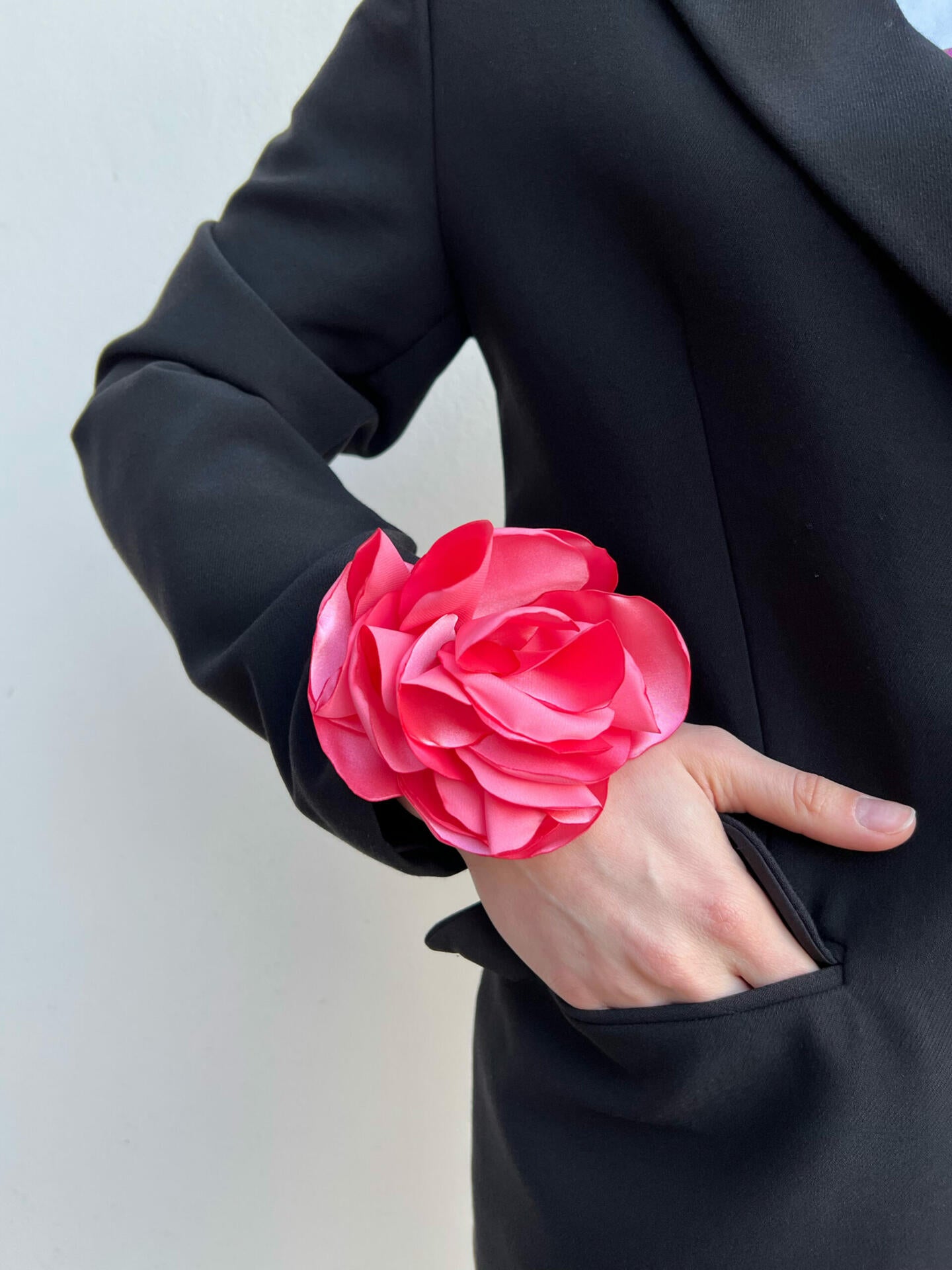 Accessory silk flower with ties
