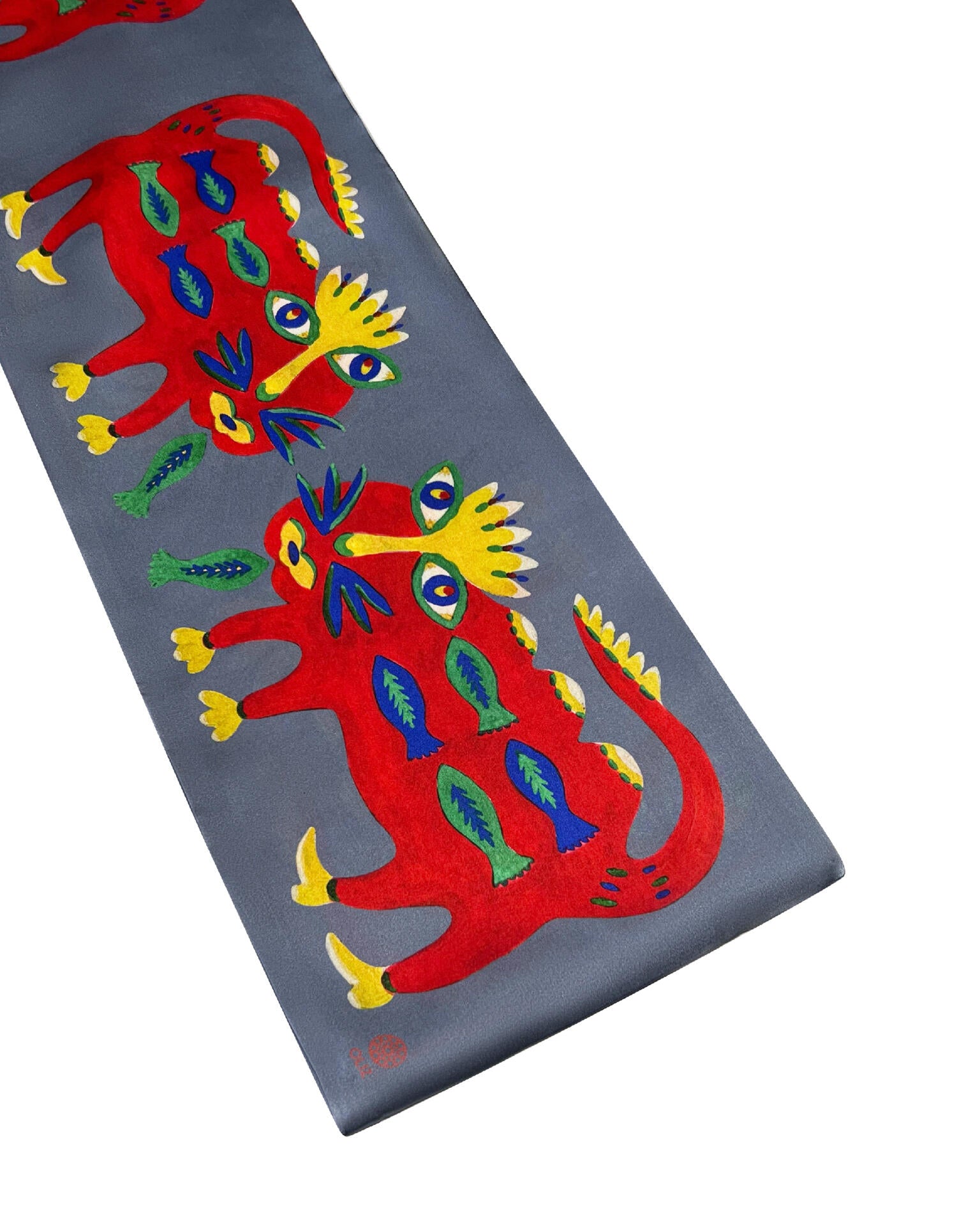 Silk twilly "A good beast fell in love with a goldfish" grey