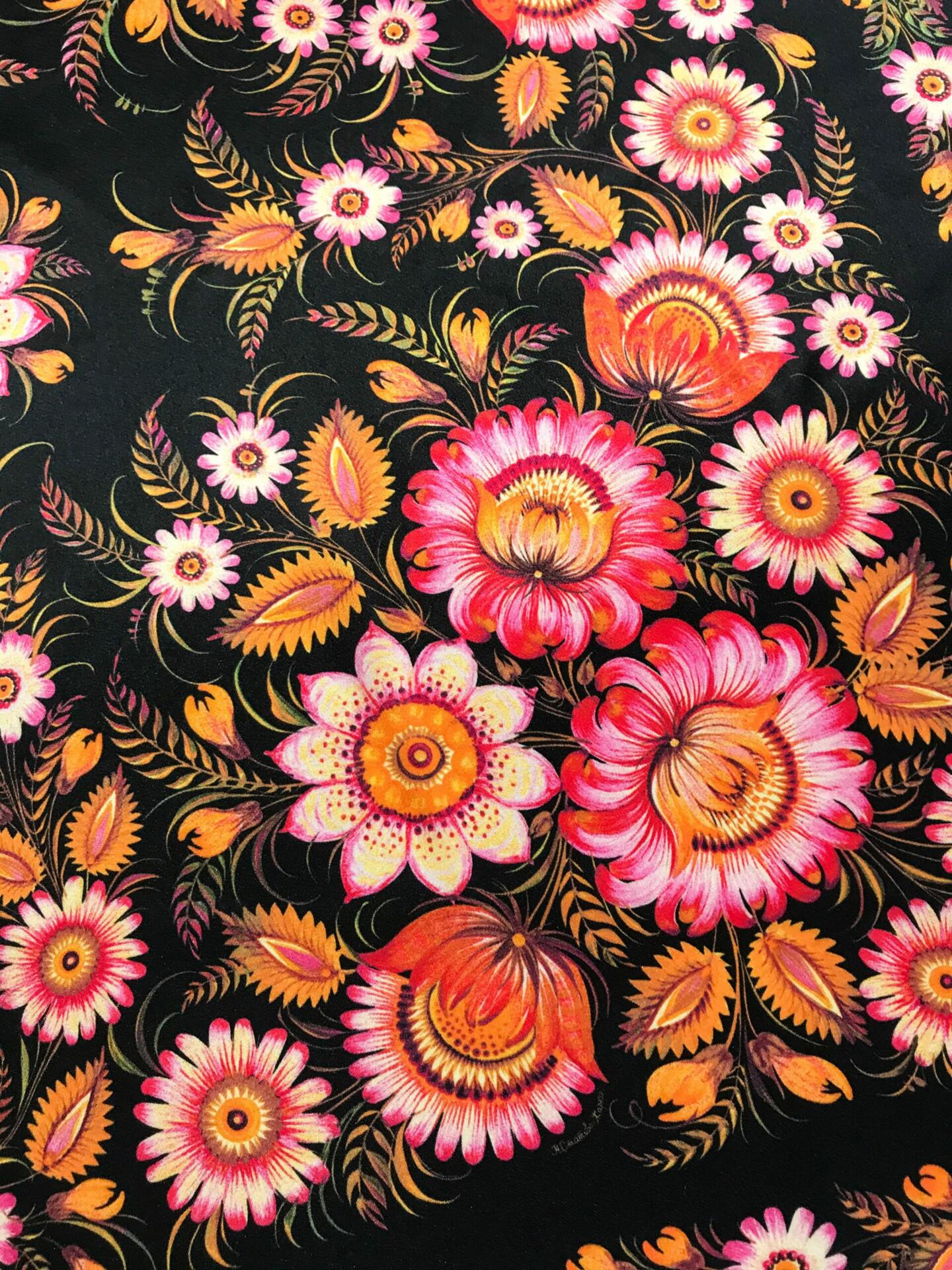 Silk scarf "Black Gold"