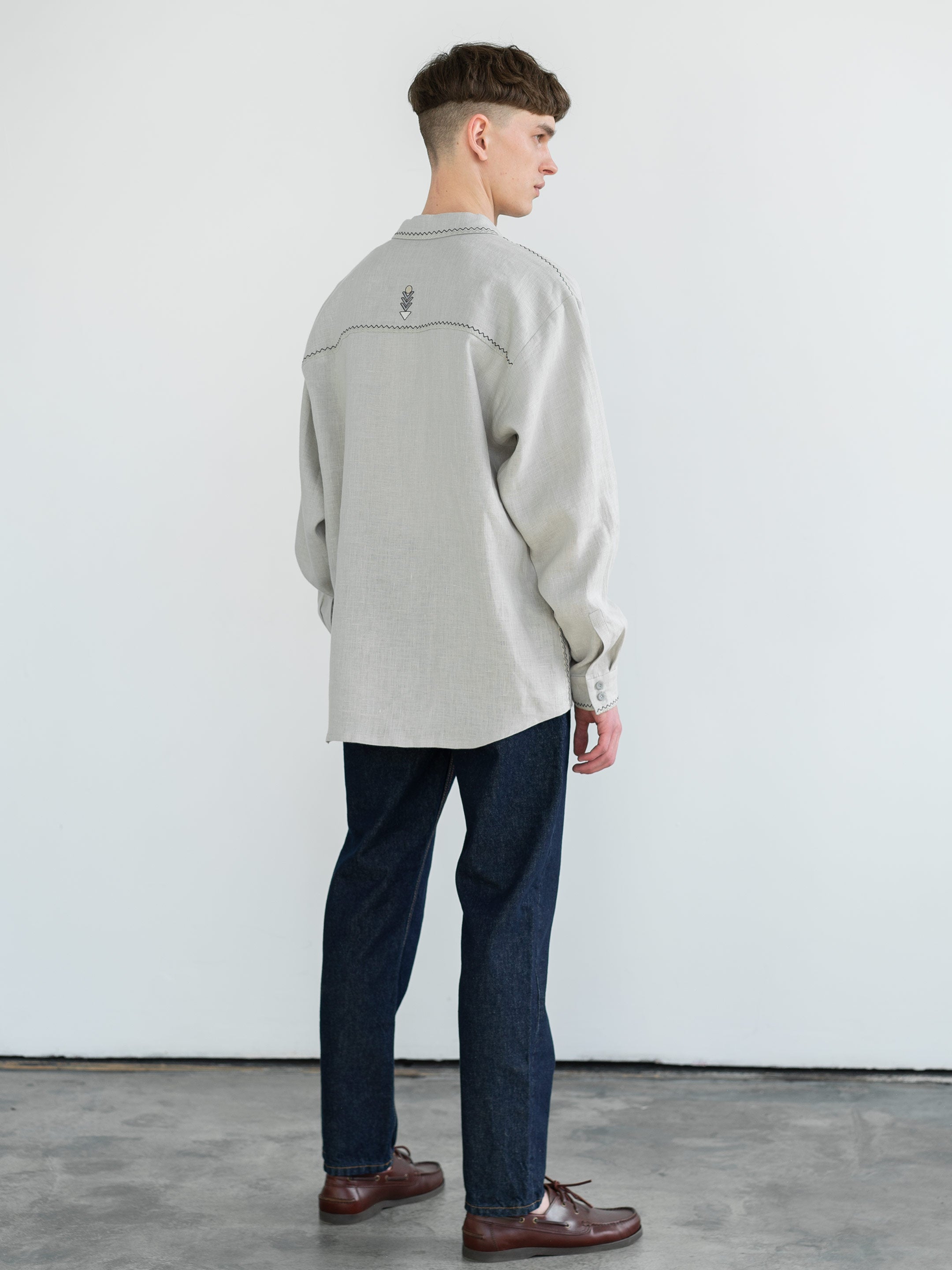 Linen button-down shirt with embroidery Pastukh