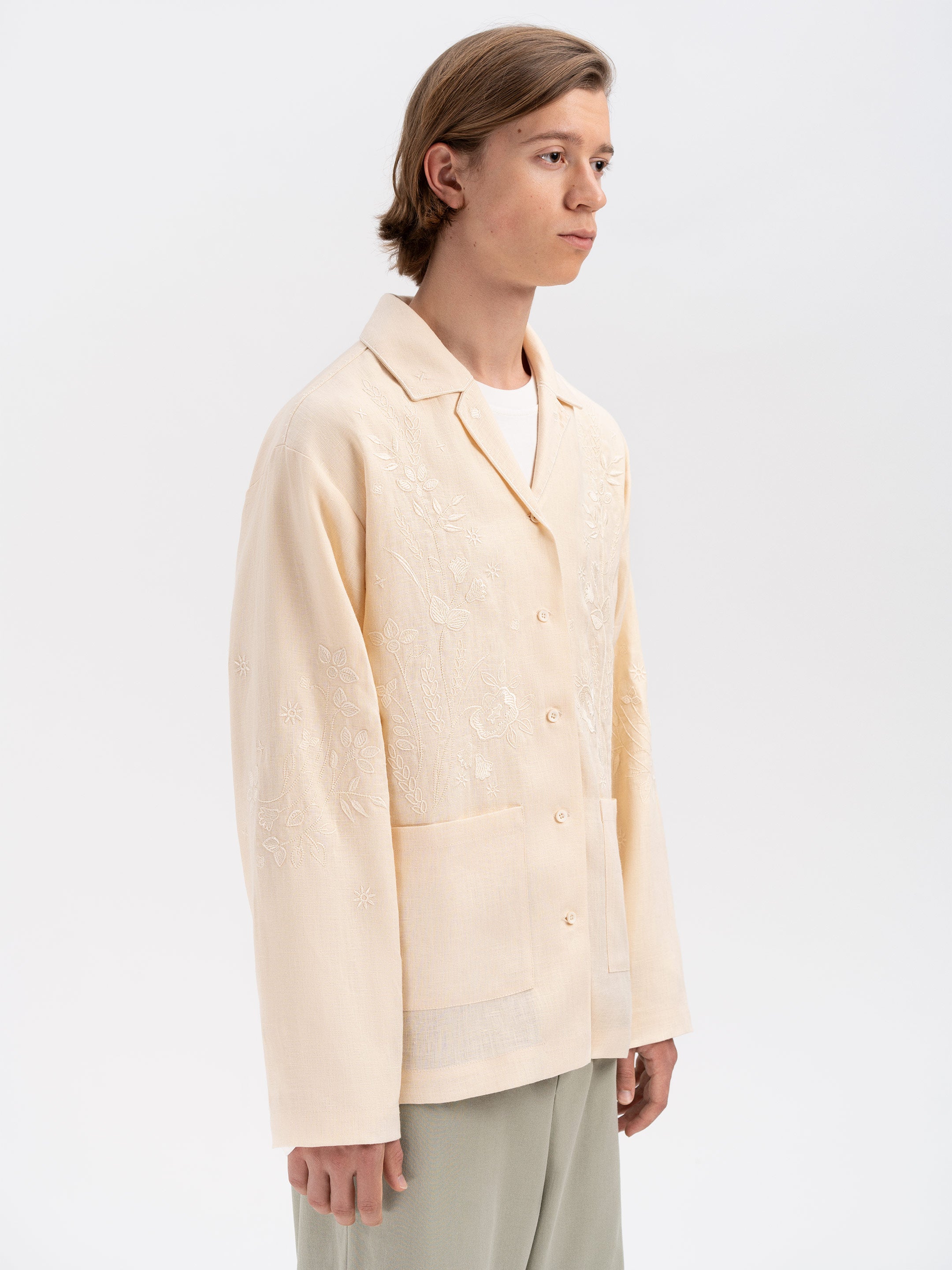 Cream-colored shirt with matching embroidery "Burkun"