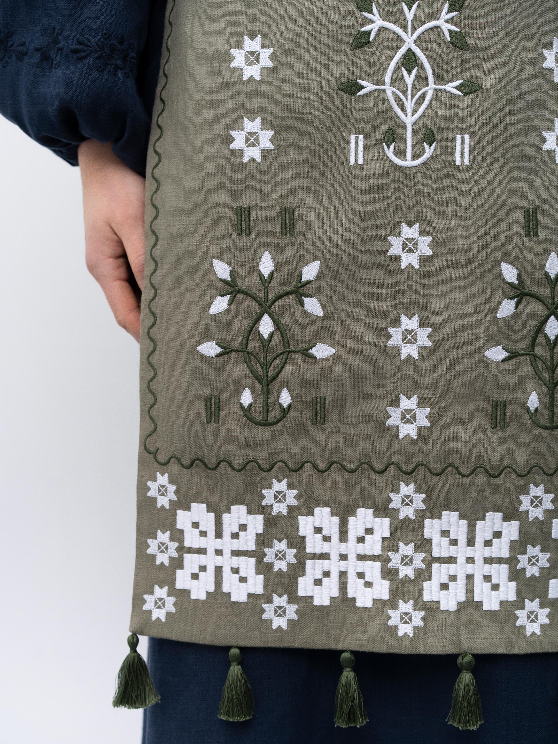 Embroidered linen apron khaki color "Rozmay"