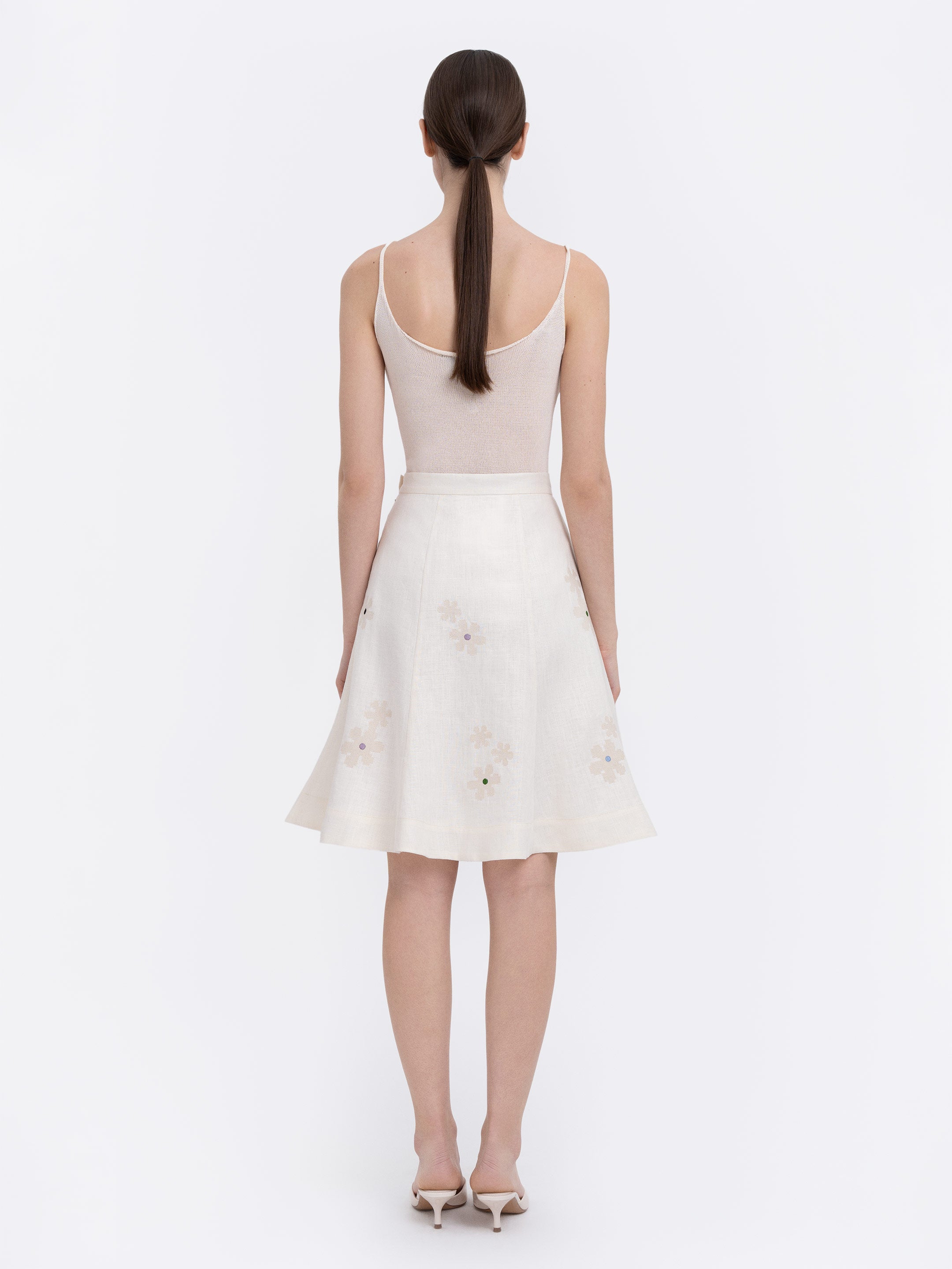 Milk‑coloured embroidered skirt “Oda”