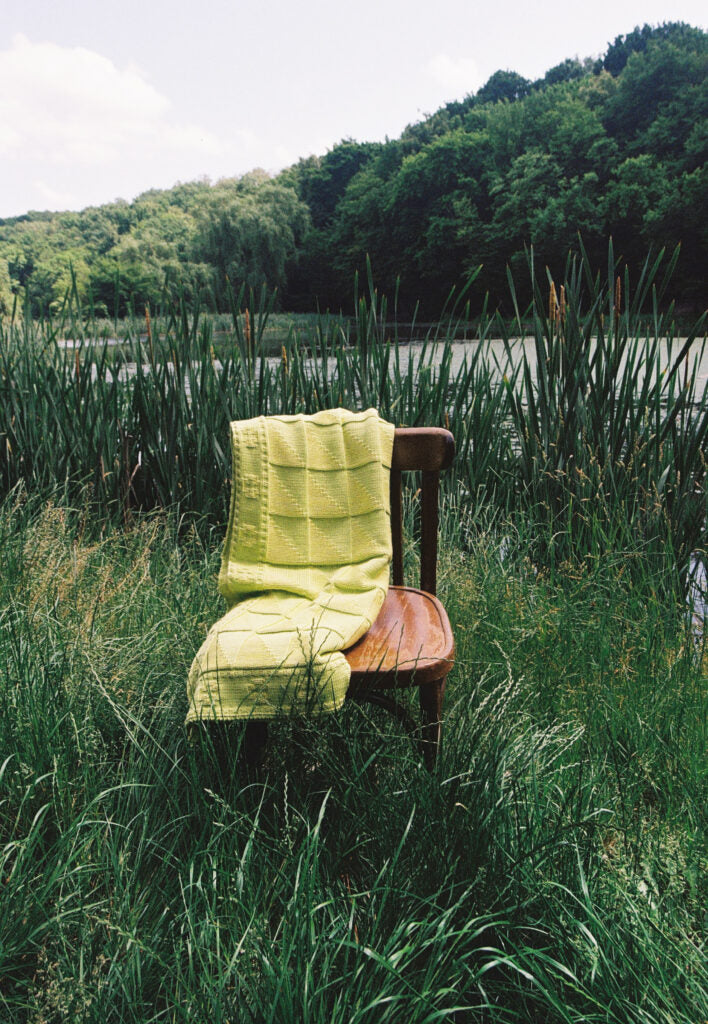 Khayal Throw (Citrus / Oud)