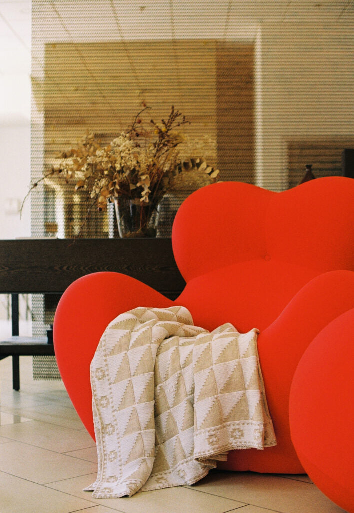 Khayal Throw (Ivory Clay / Sand Milk)