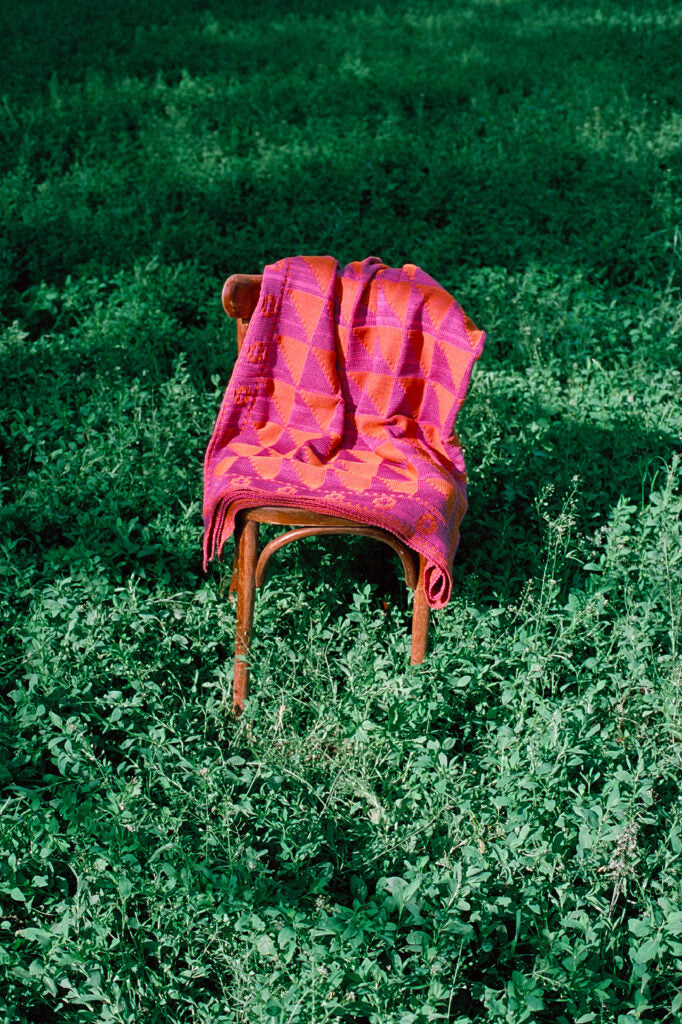 Khayal Throw (Caravan Fire / Violet Smoke)