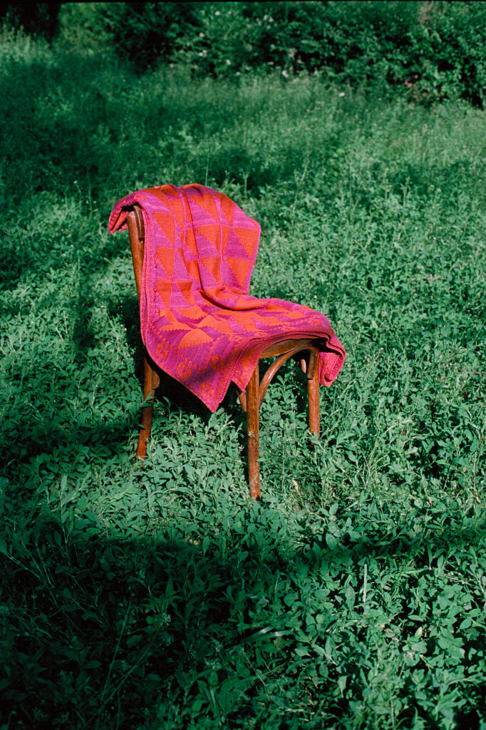 Khayal Throw (Caravan Fire / Violet Smoke)