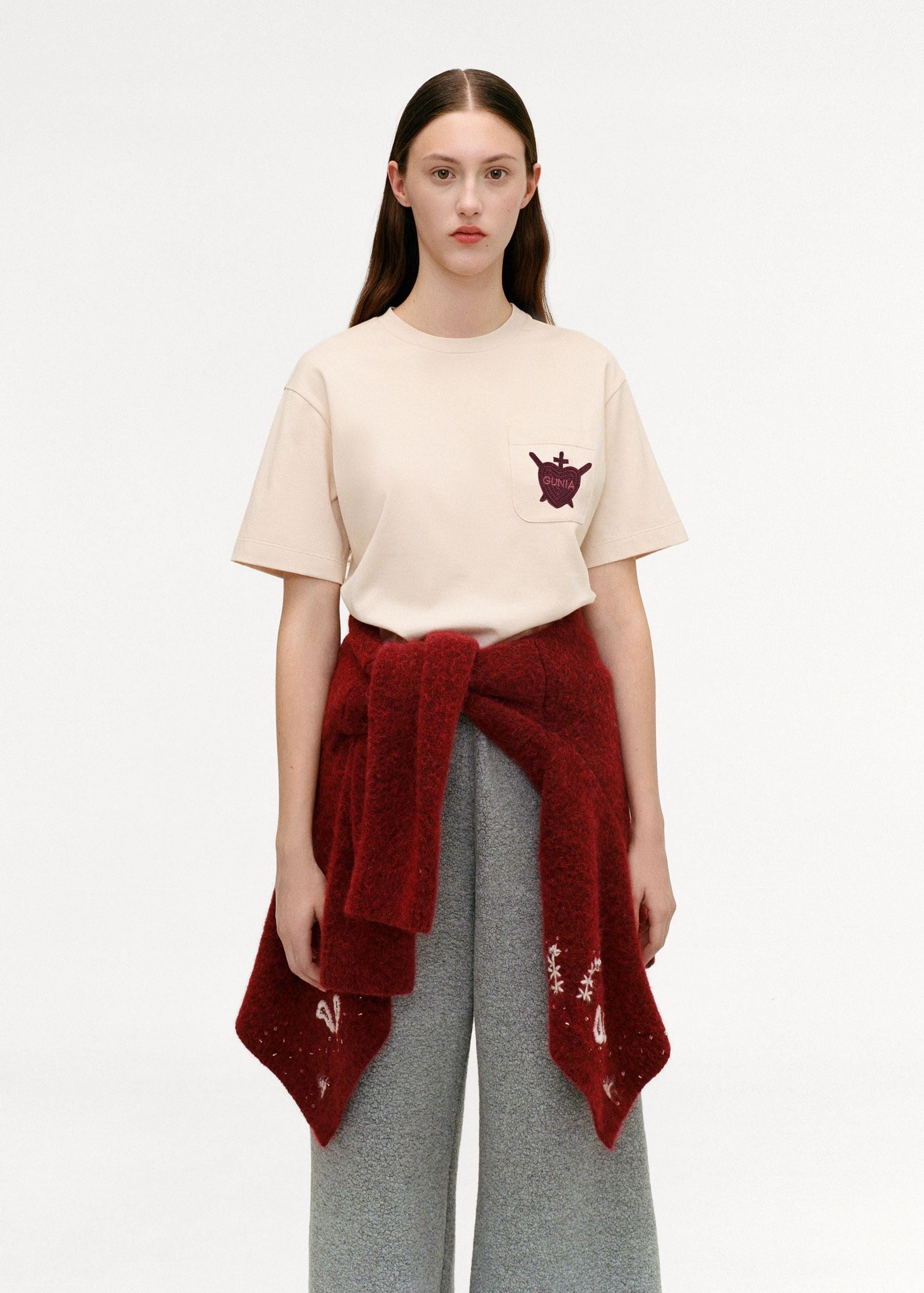 Футболка з сердечками