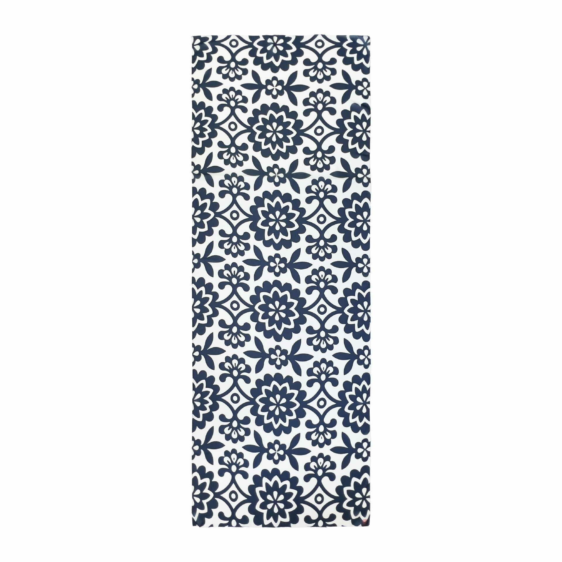 Shawl “Indigo Night” Blue and White