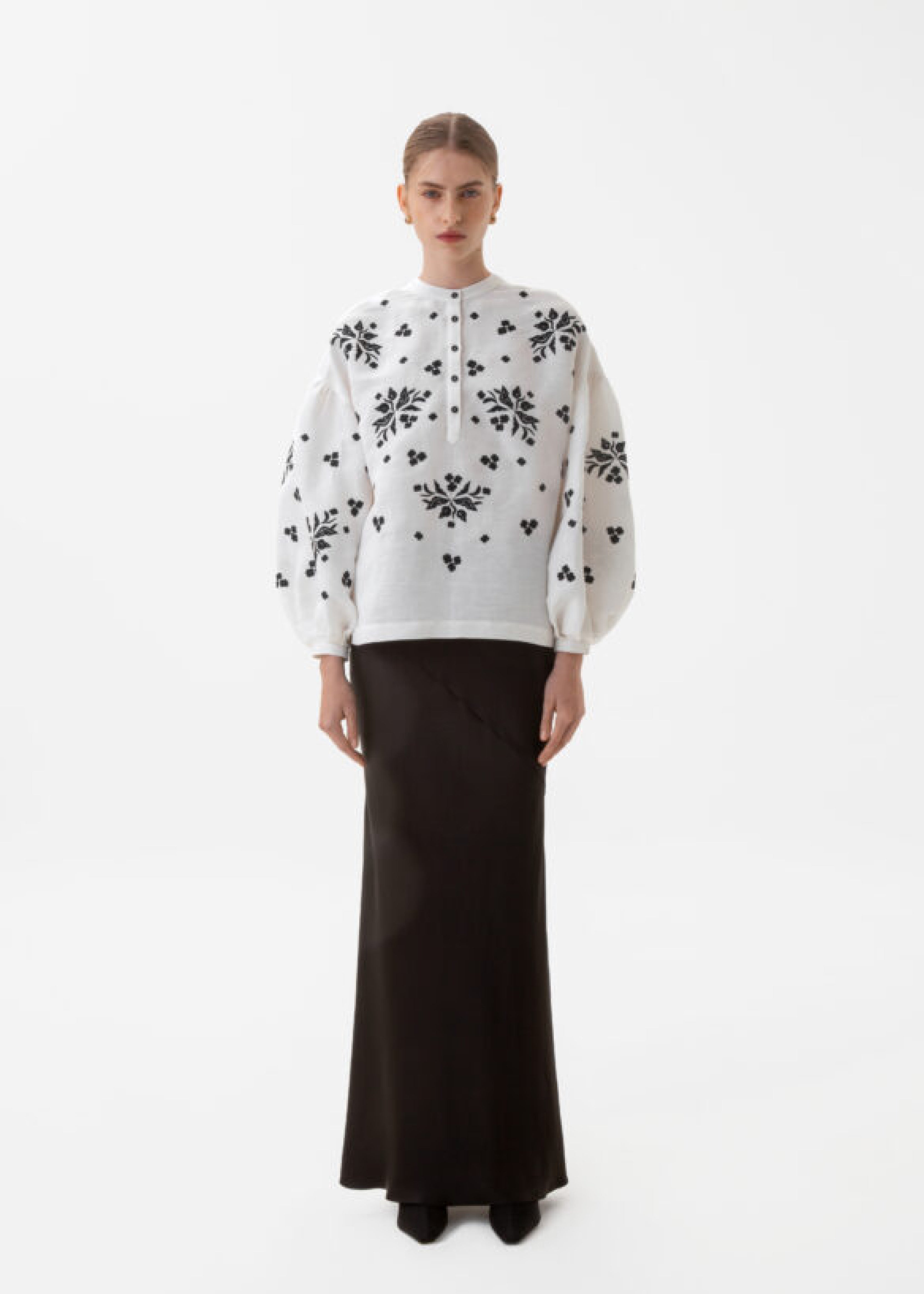 Blouse “Yavorivskyi divotsvit” (black ornament)
