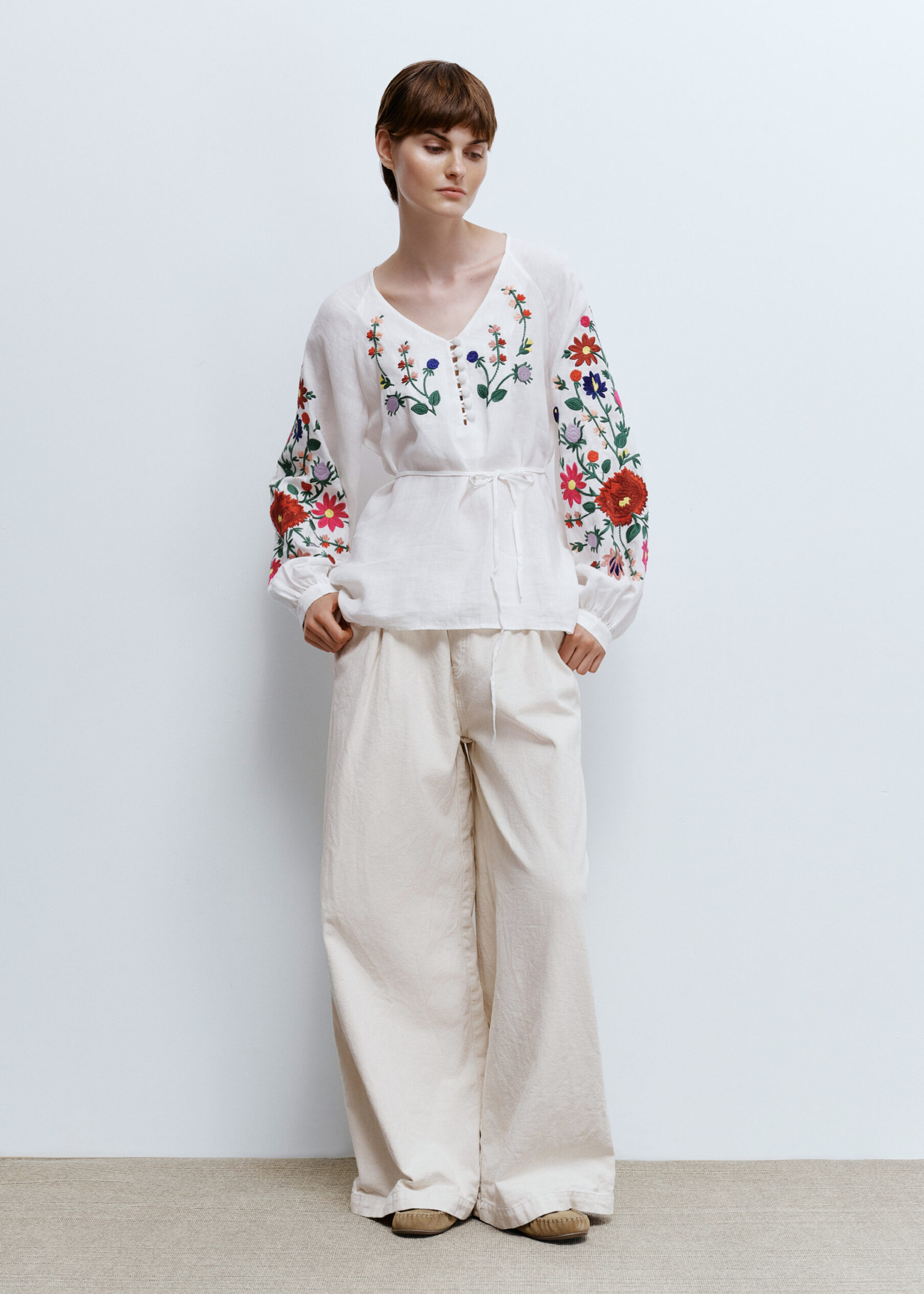 Blouse “Rozmai” color ornament