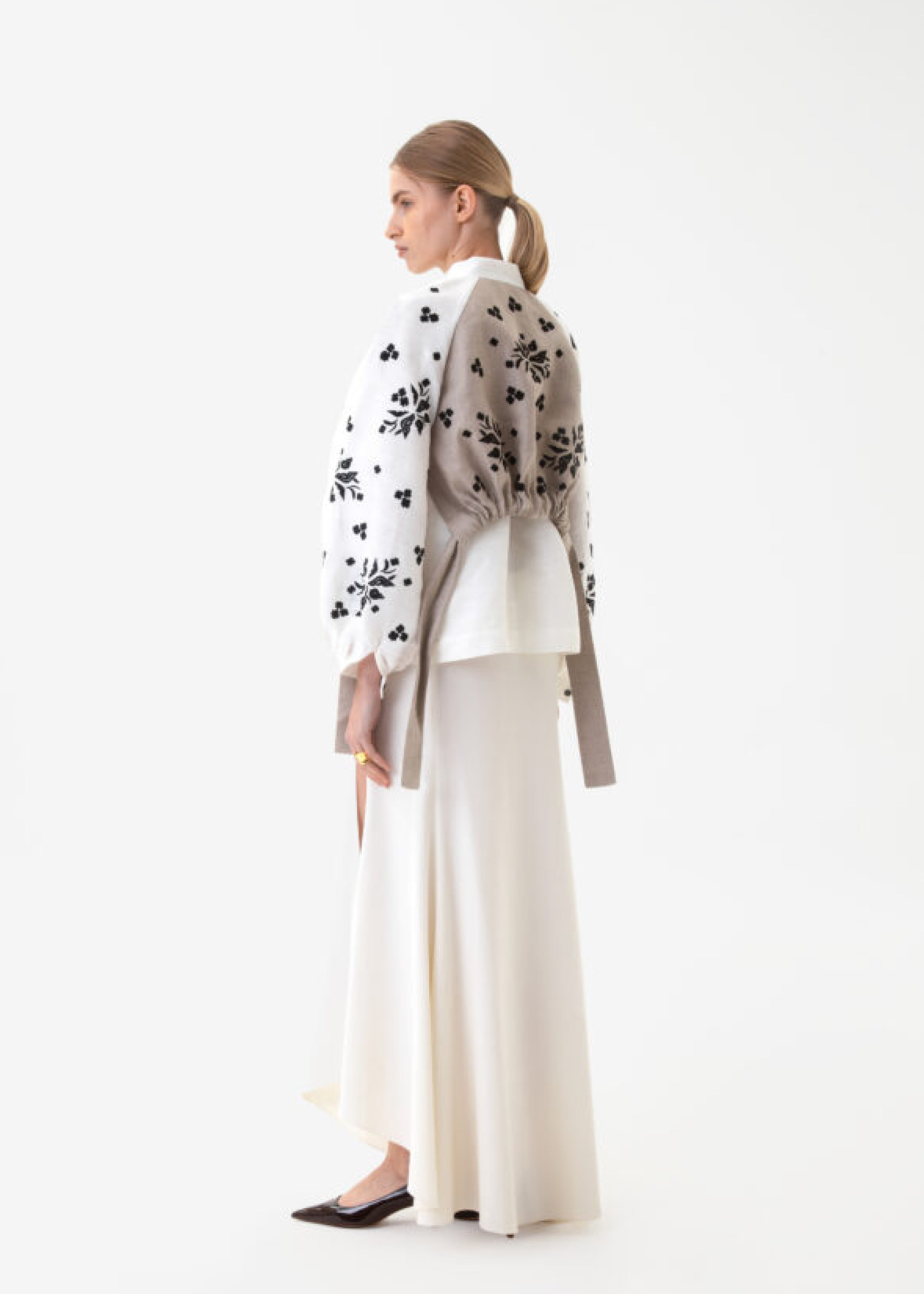 Blouse with keptarik “Yavorivskyi divotsvit” (black ornament)