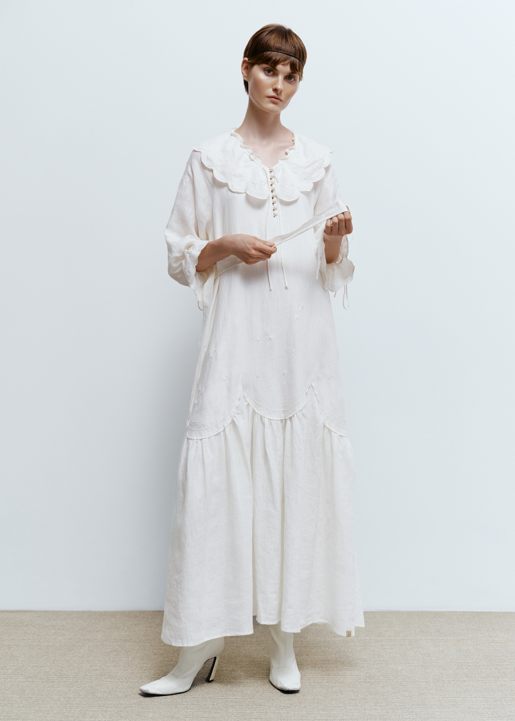 Dress “Ode” with white embroidery