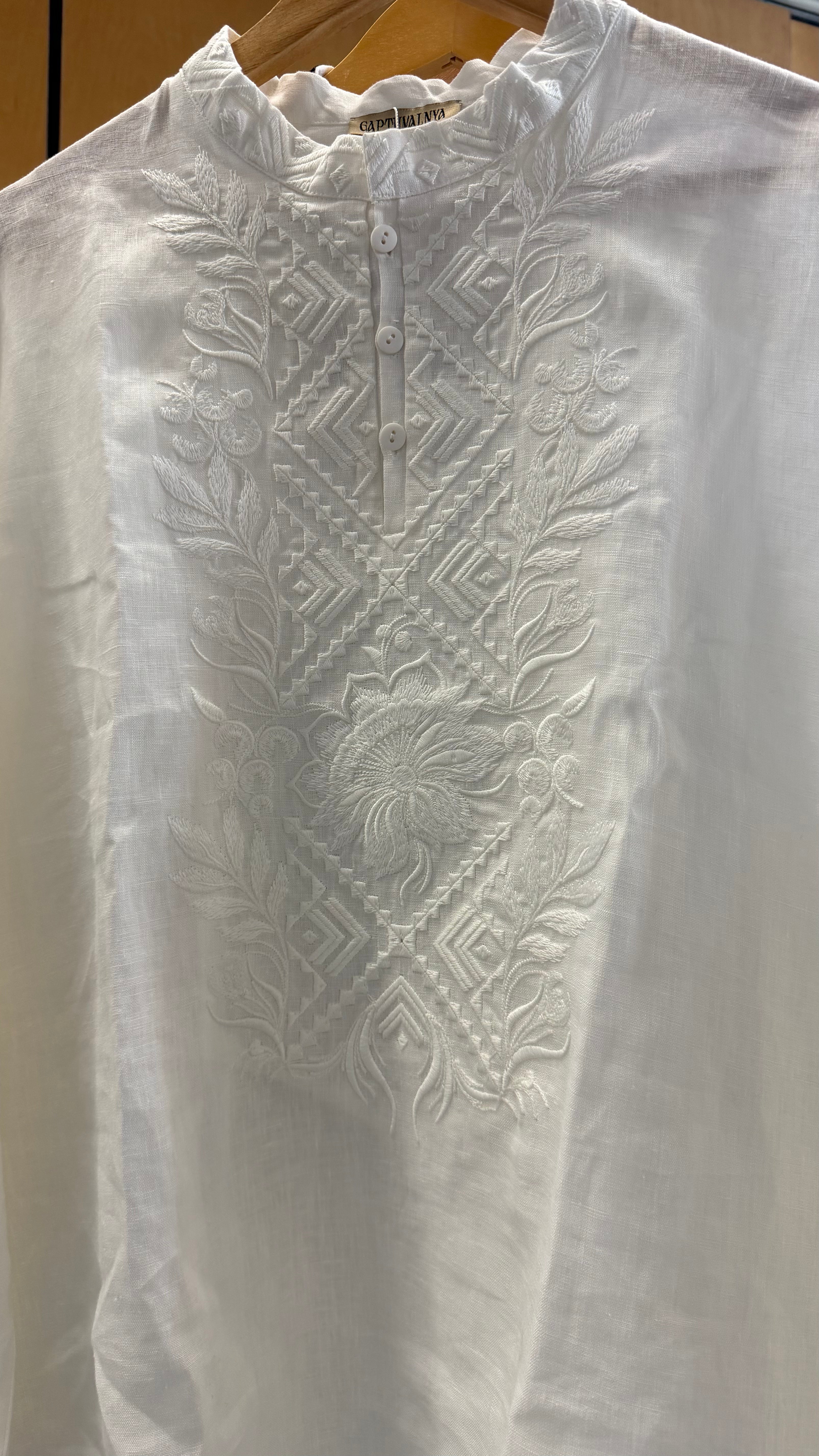 Men’s Vyshyvanka of Unity (light ornament)