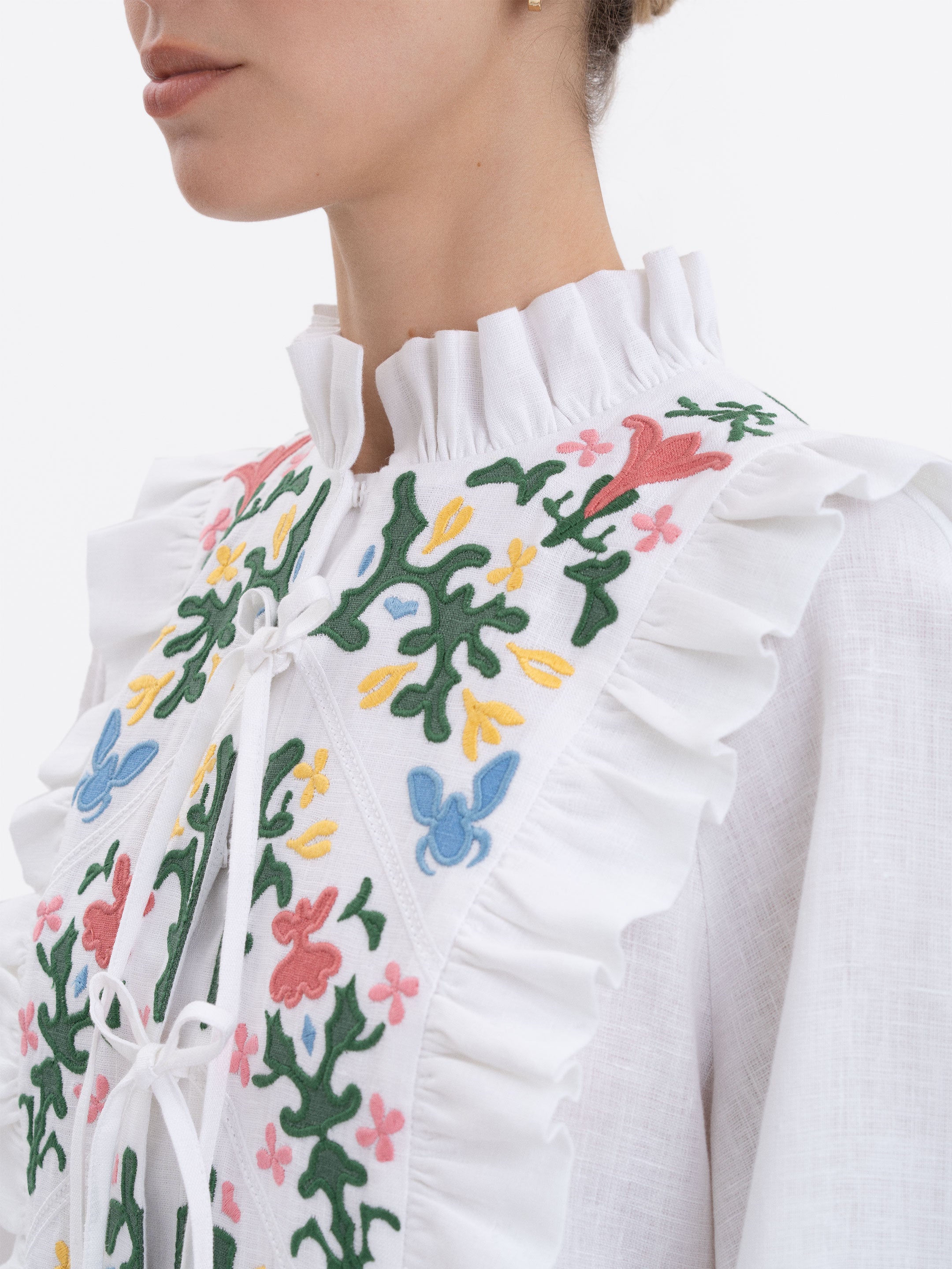 Long white dress "Lastivka"
