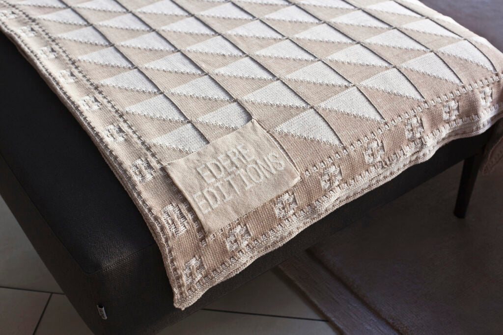 Khayal Throw (Ivory Clay / Sand Milk)