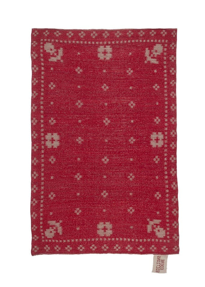 Berries Blanket (Poppy Red / Clay Light)