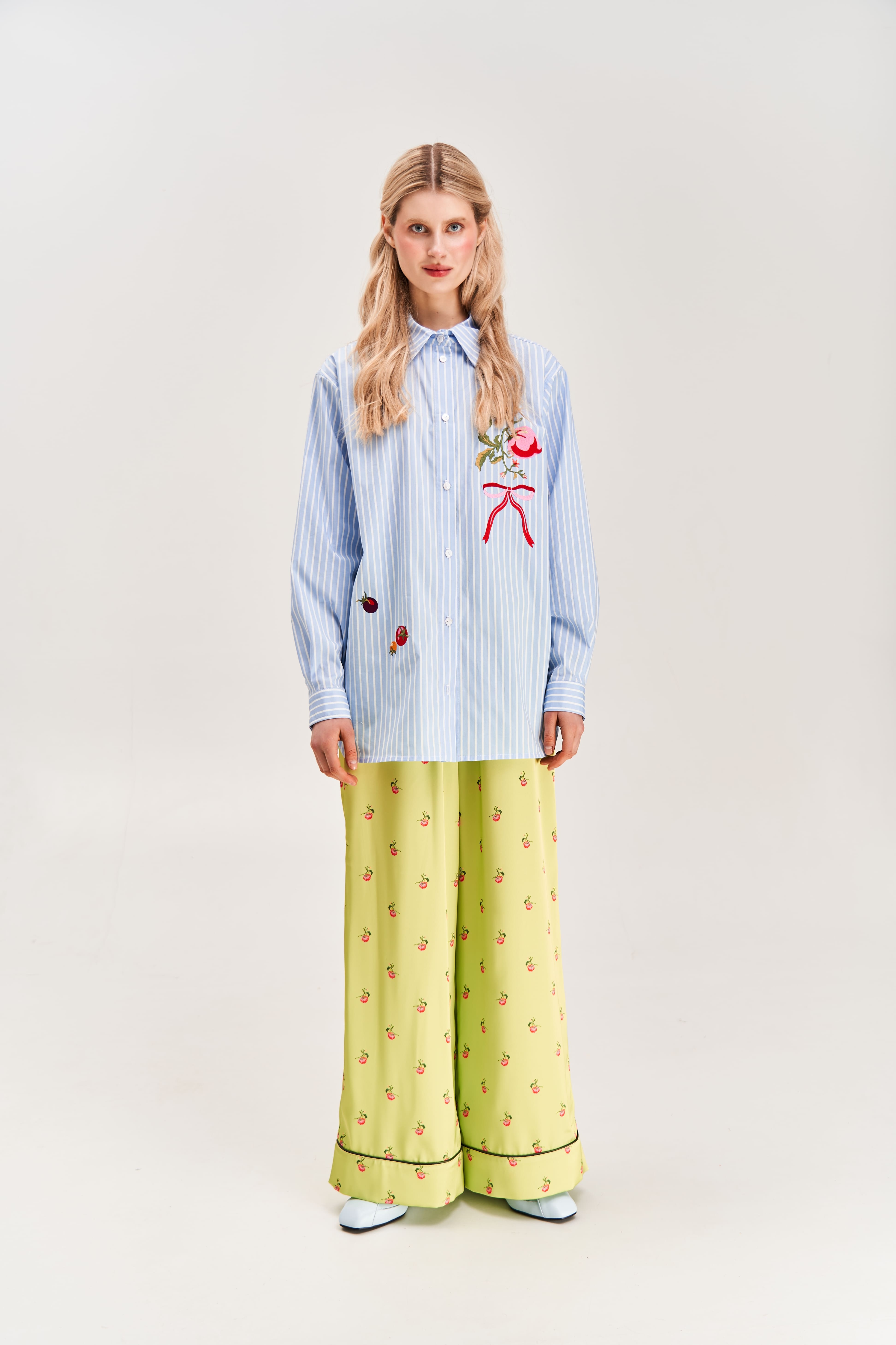 "Kherson Tomatoes" Printed Pants, Green