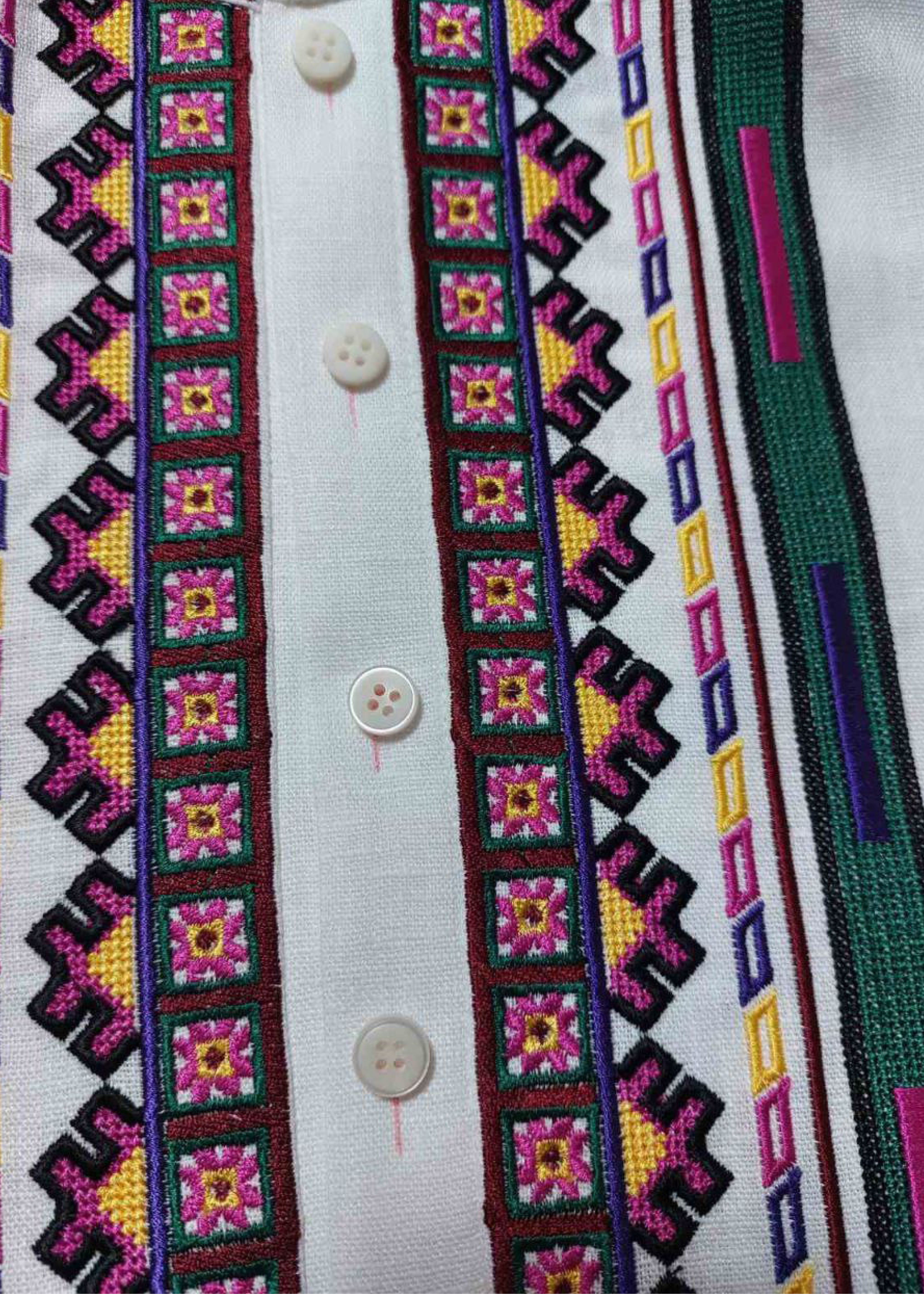Men’s Traditional Embroidered Shirt “Romb” on white fabric